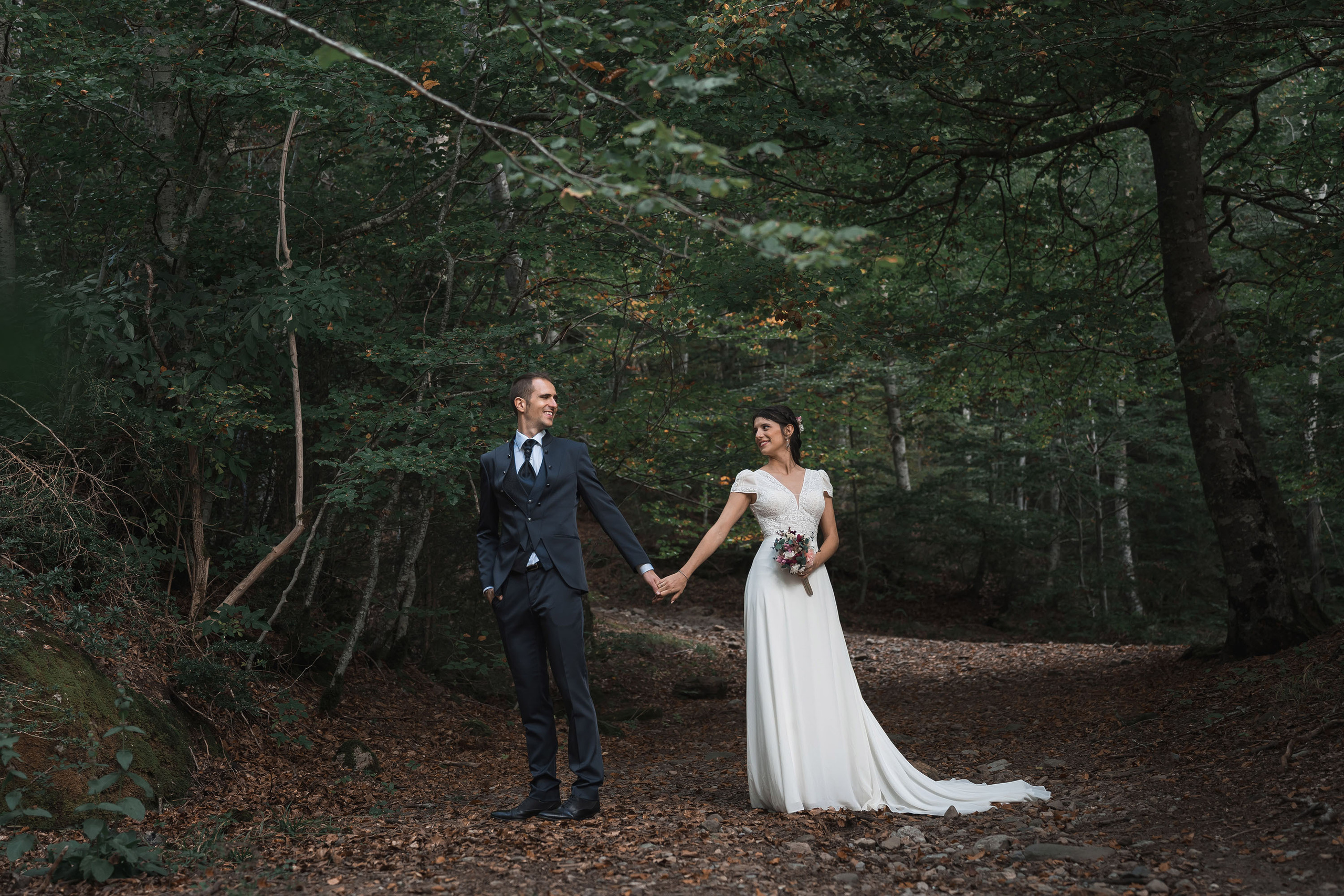 Postboda en Ibón de Piedrafita. PIXLOVE - Fotógrafos de bodas Huesca Pirineos Zaragoza