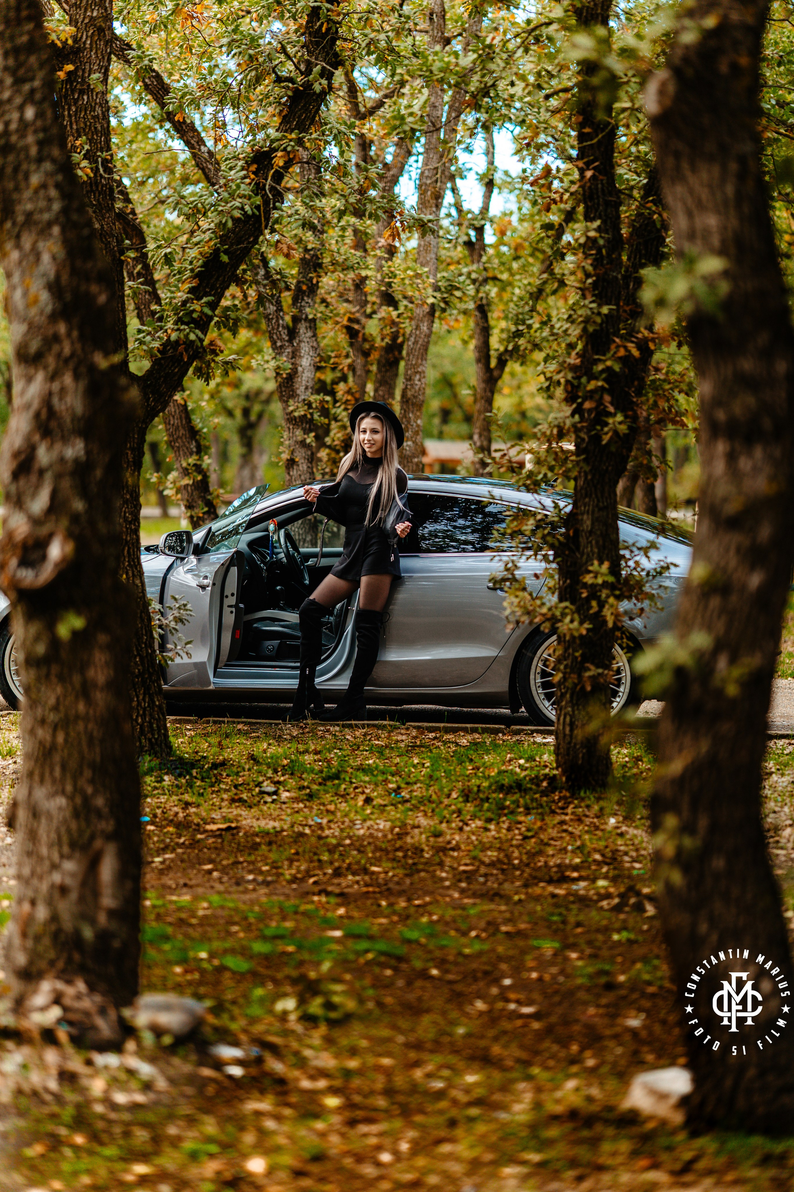 SEDINTA FOTO. DESPRE NOI