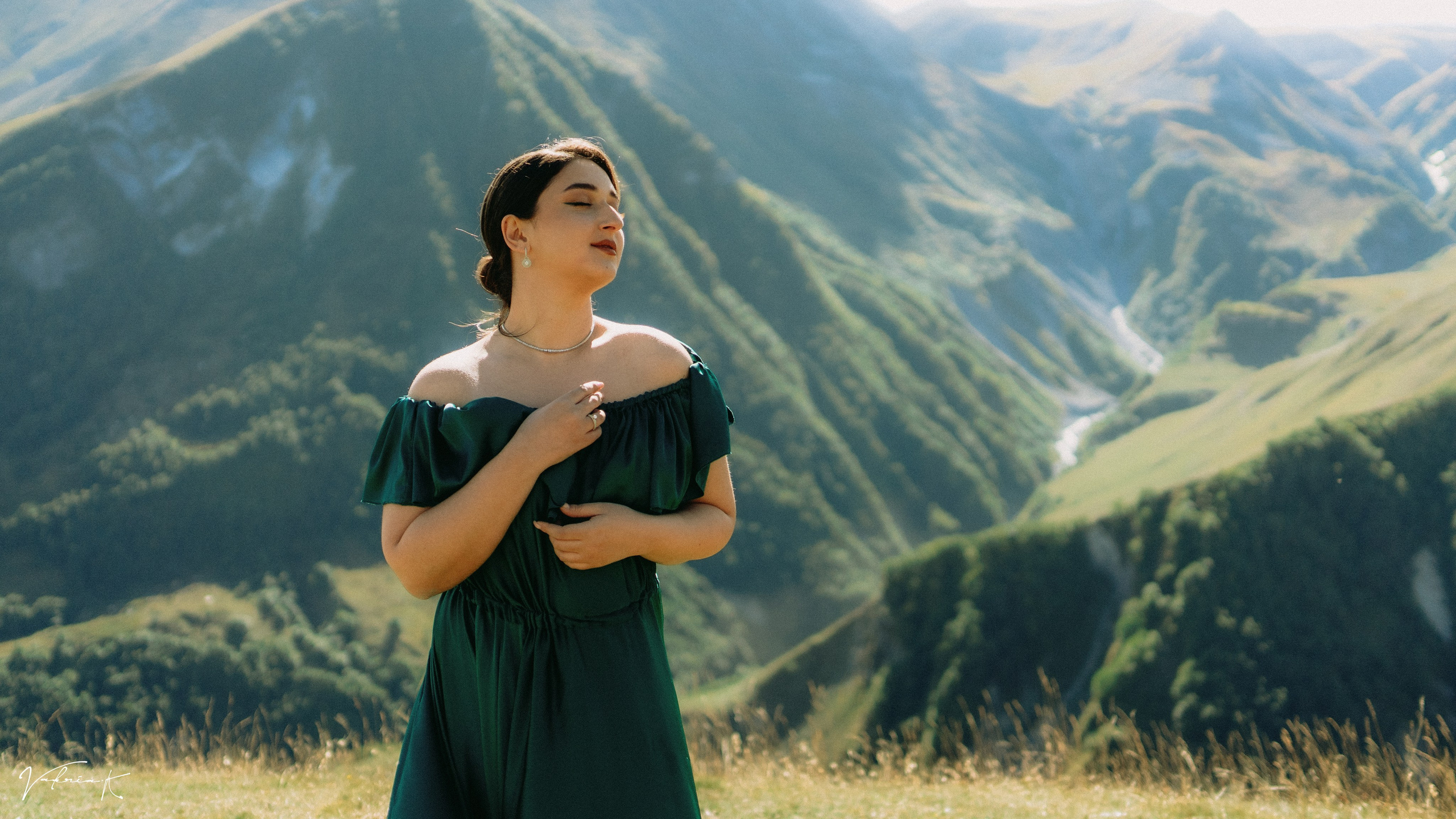 Mari. Lifestyle and wedding photographer in Dubai Valeria Kikvidze