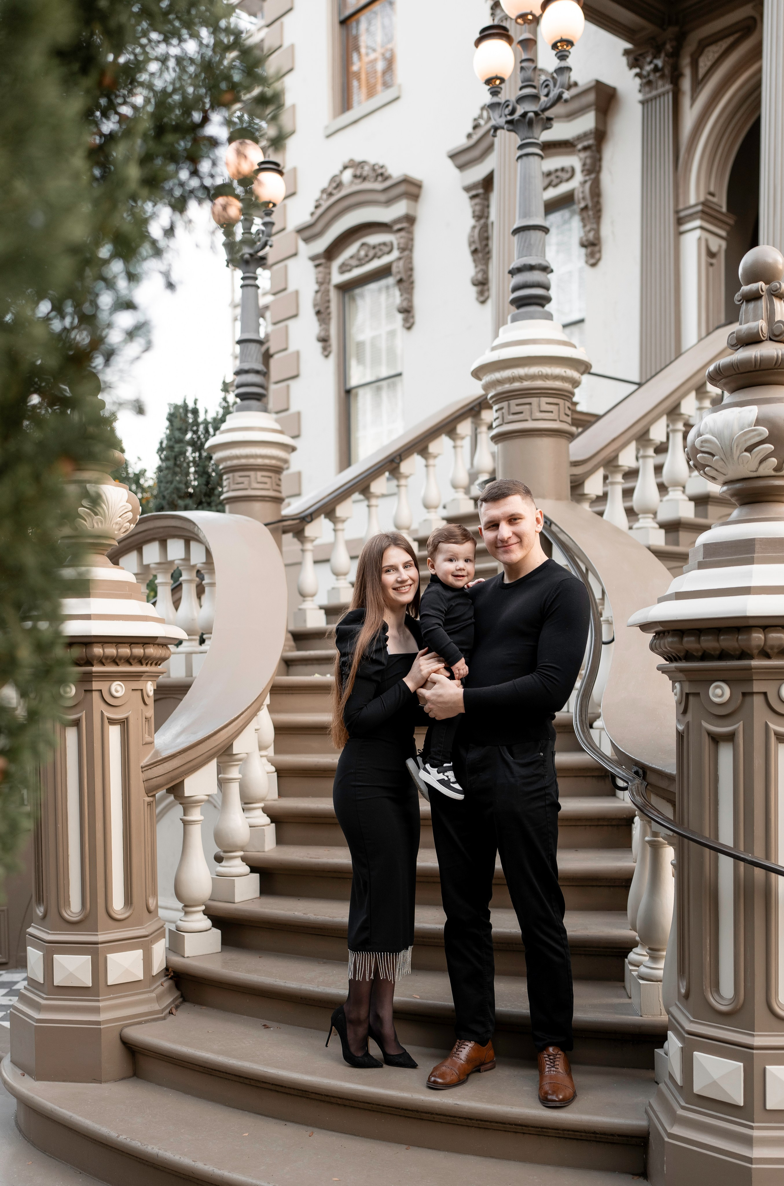 Artem, Nadia & Elisha. Family photographer in Sacramento | Sofia Pavenko
