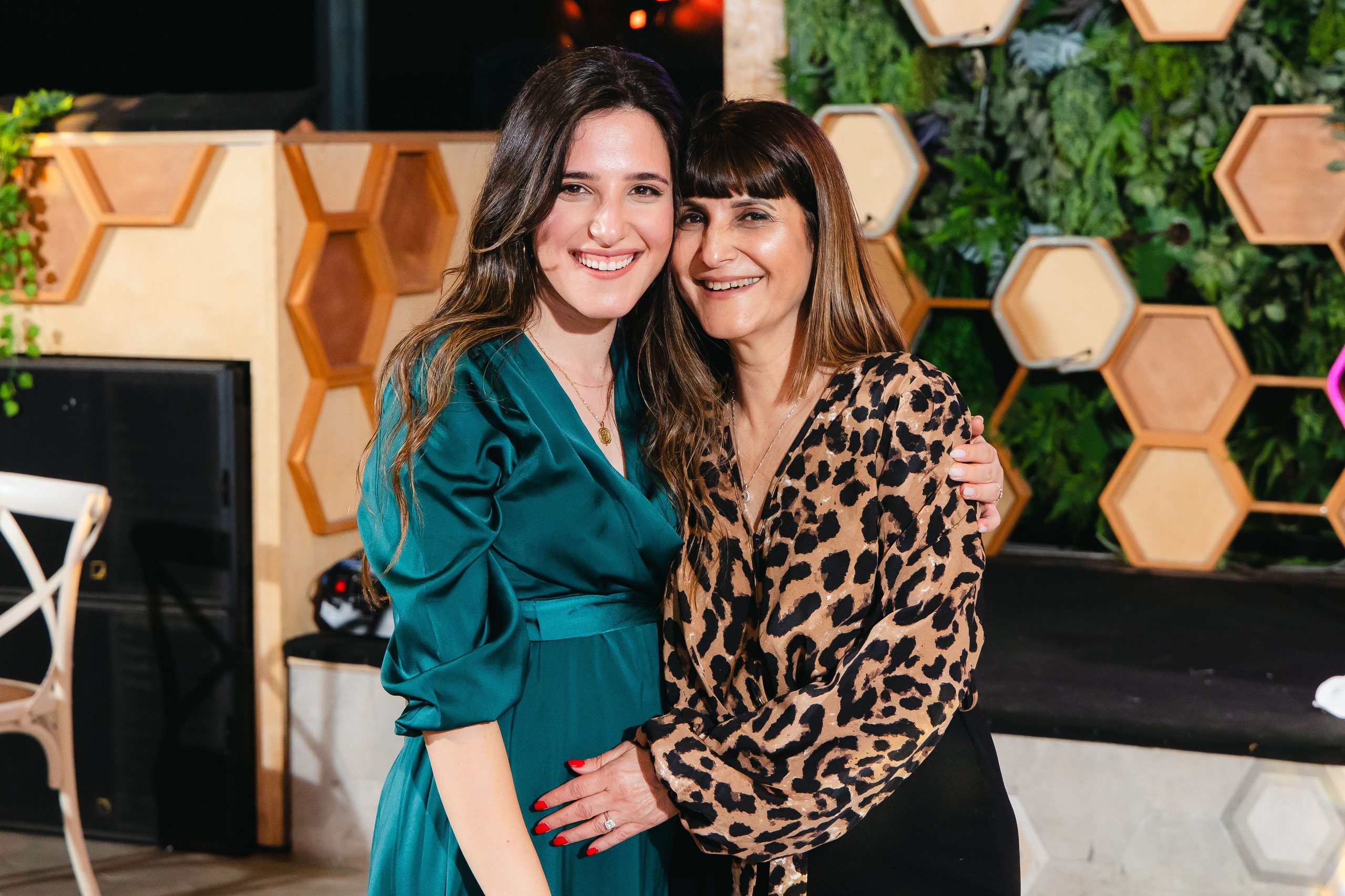 Heart to Heart. Https://shi-photo.com/