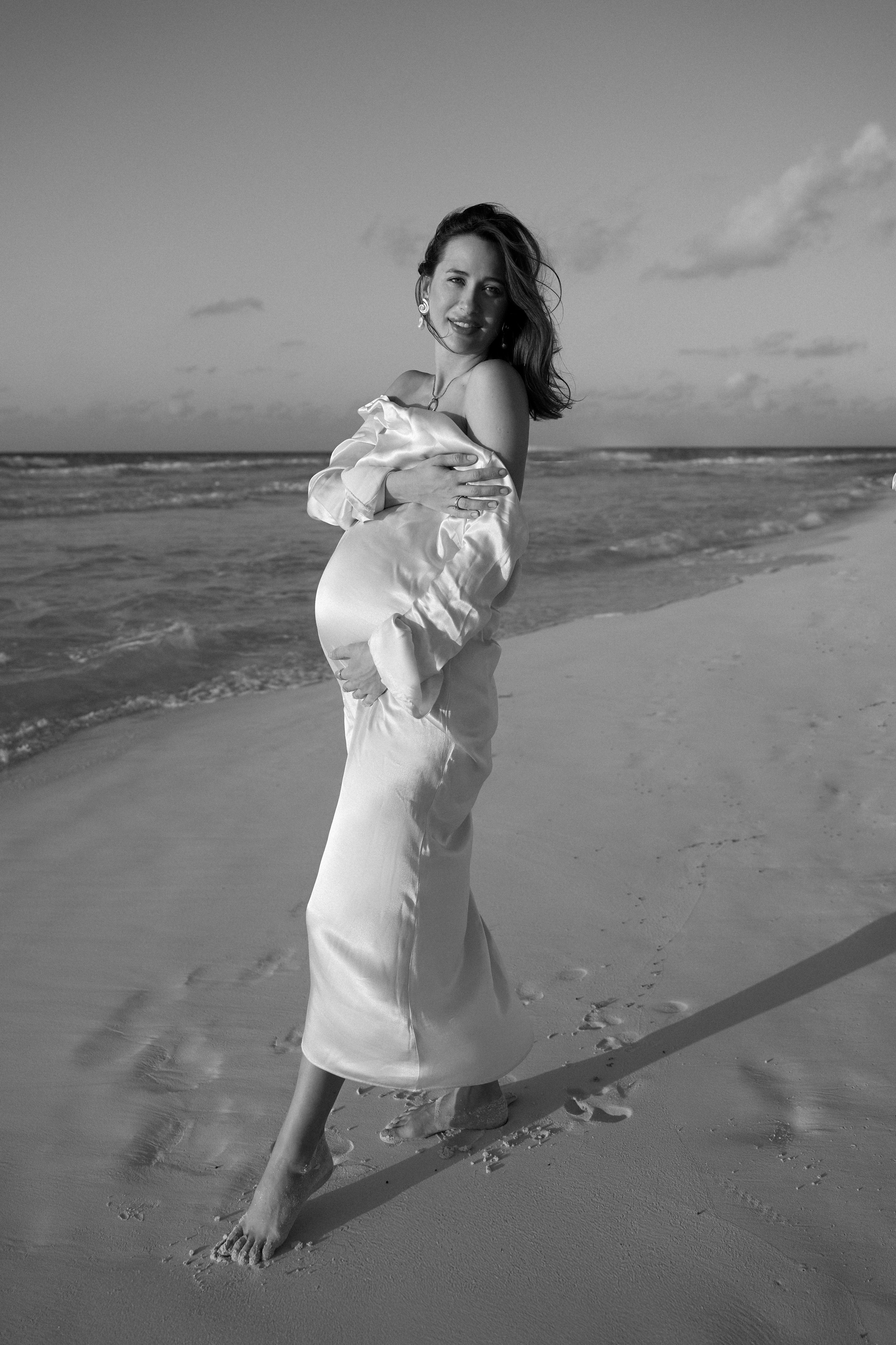 Maternity. Elena Ruzgis — Editorial Wedding & Portrait Photographer