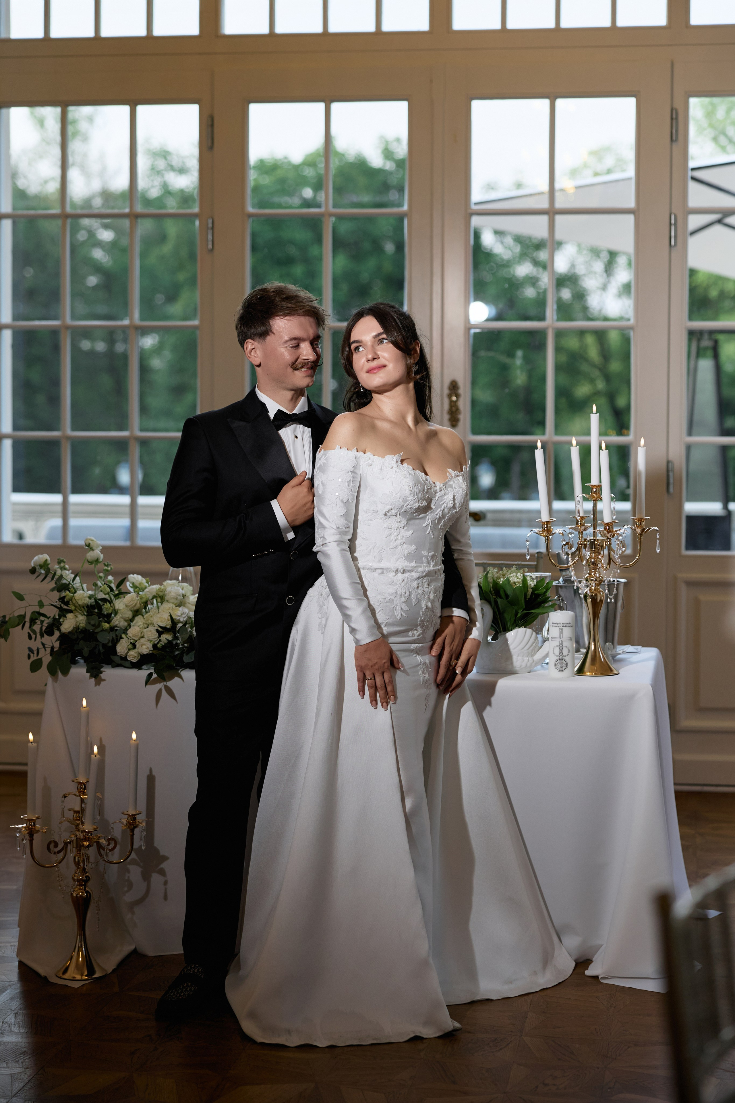 Wiktoria & Kacper. Pałac Goetz. Fotograf ślubny i rodzinny w Krakowie Yana Klymova