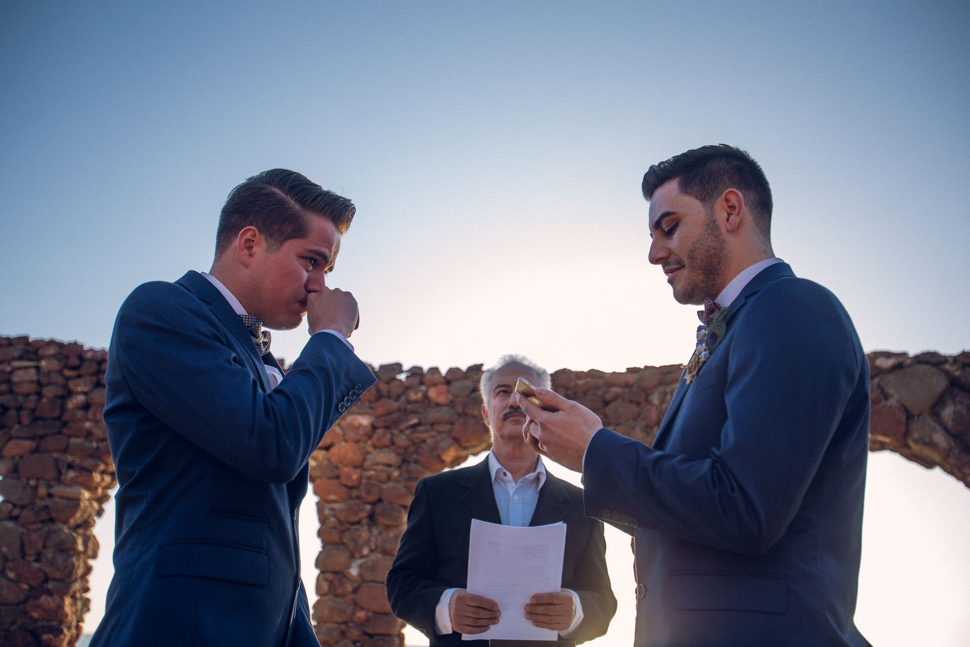 Two Grooms Valle de Guadalupe. Estudio de fotografia en Tijuana