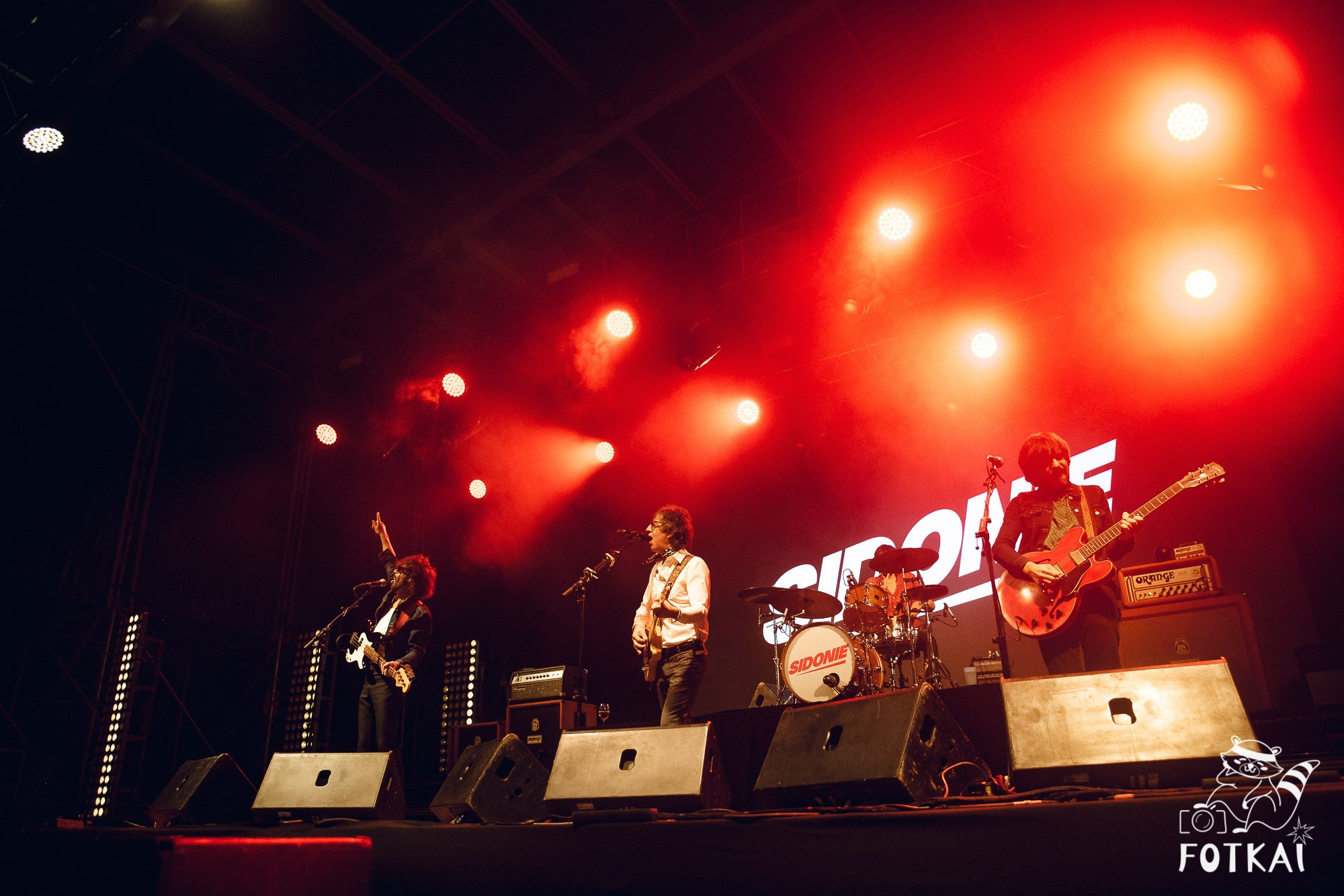 Sidonie en Torrevieja 2025 – Fotos del concierto y reportaje completo | FOTKAI