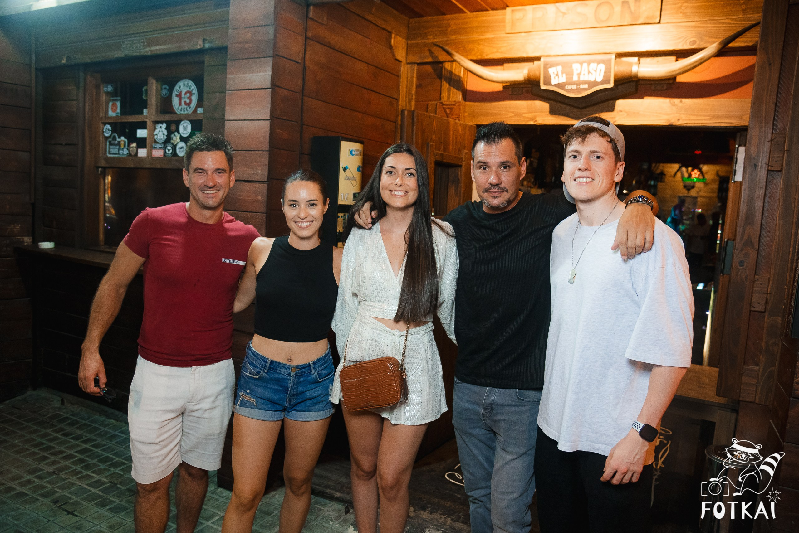 Reportaje fotográfico de FOTKAI | Café Bar El Paso | Torrevieja, España, 4 de julio de 2025