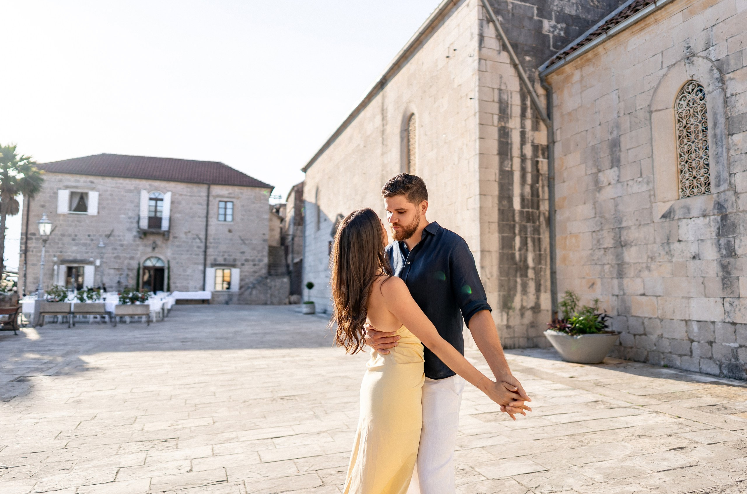 Perast Engagement Photoshoot. Bryllupsfotograf og videograf i Montenegro | Maria & Vasilii