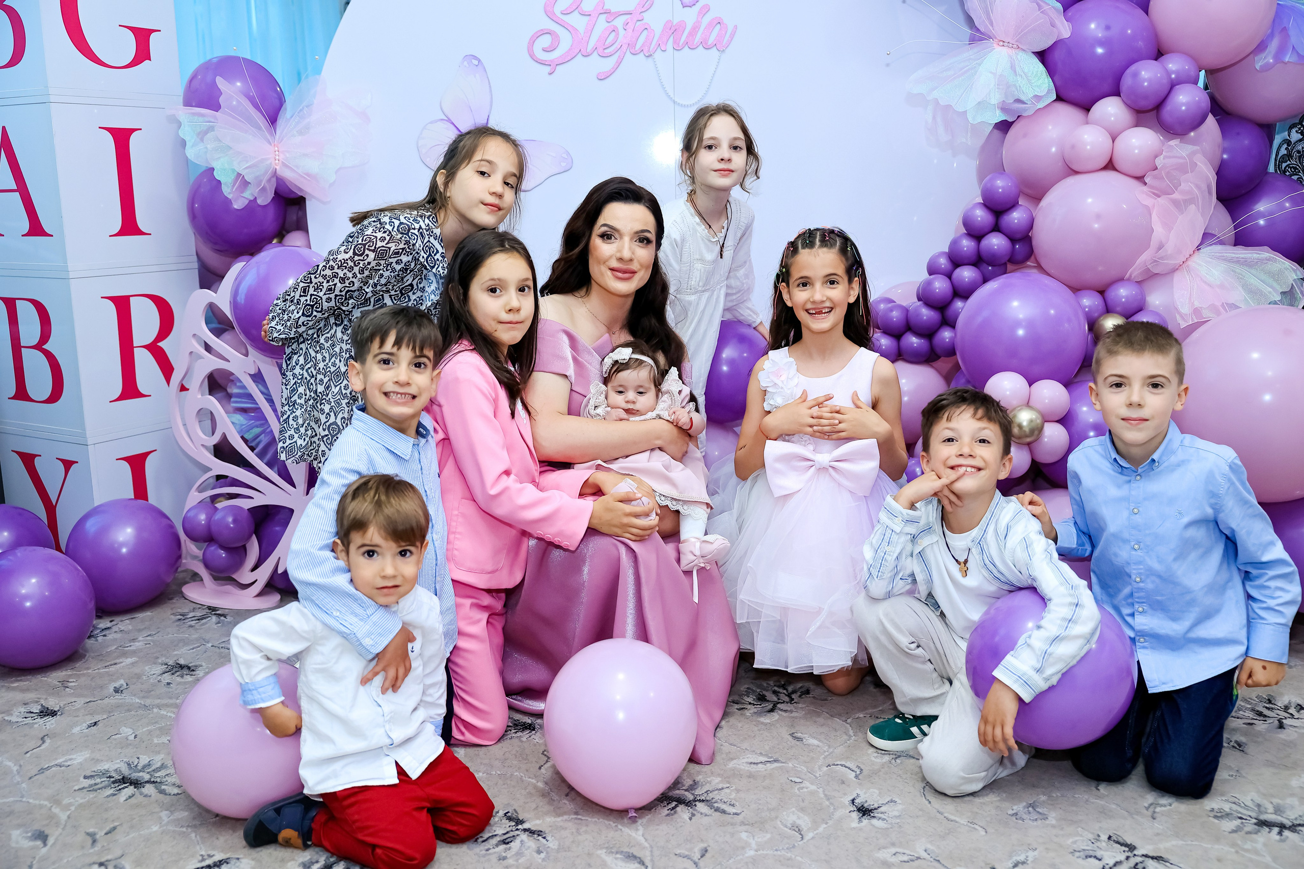 Iris Stefania. Moments By Gub