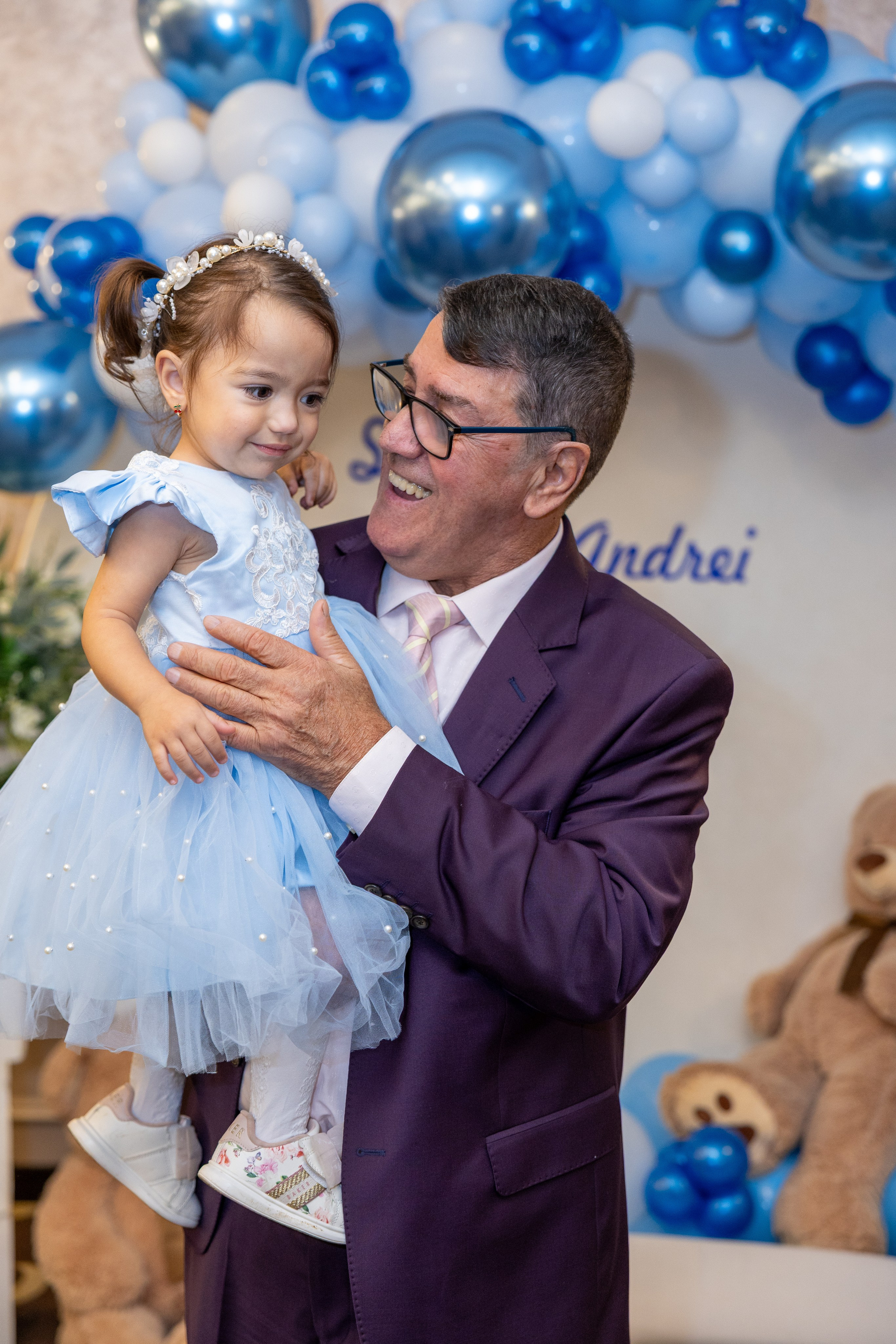 Andrei Sebastian. Moments By Gub