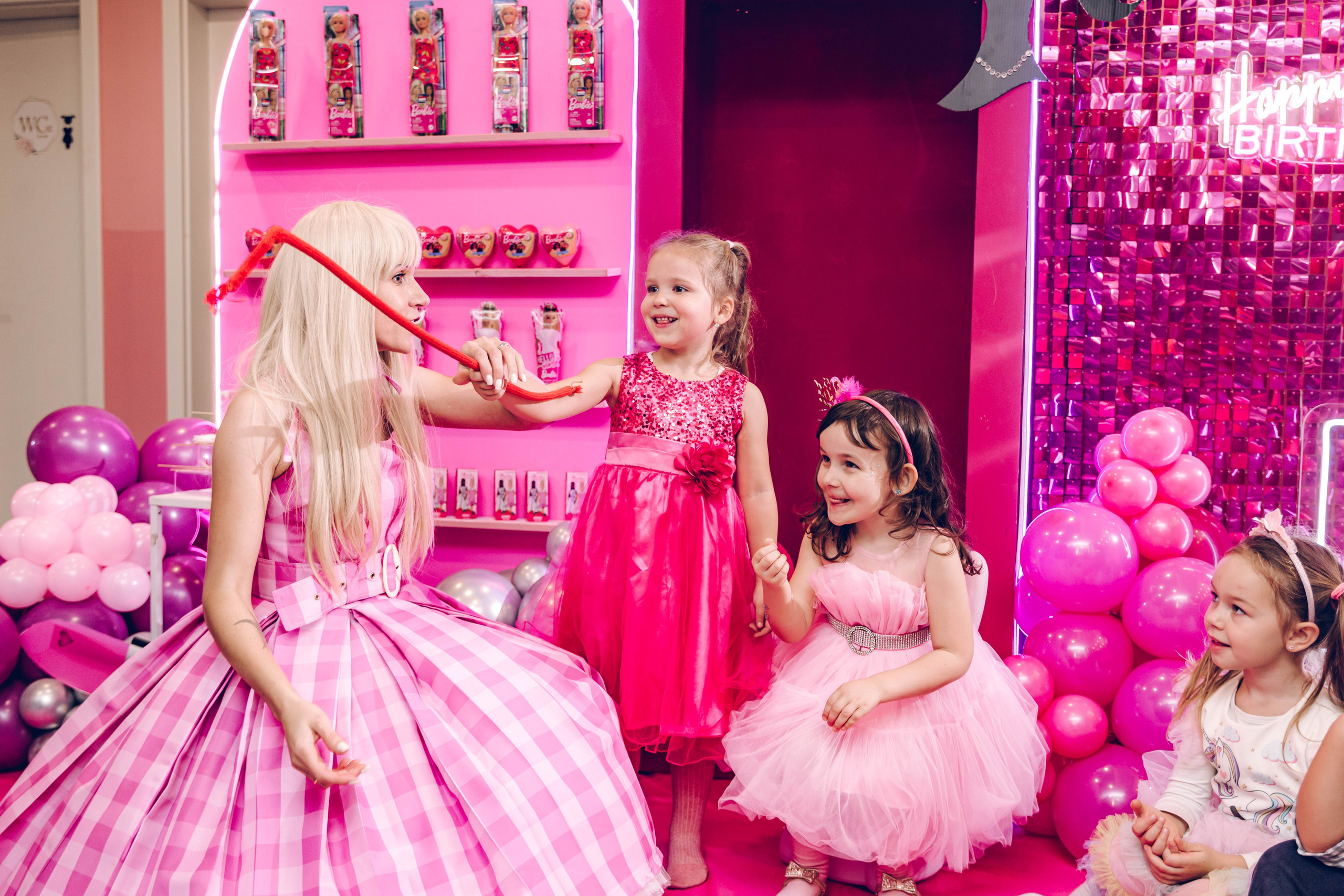 Geburtstag Party. Portrait family photographer in Berlin Elena Zakh