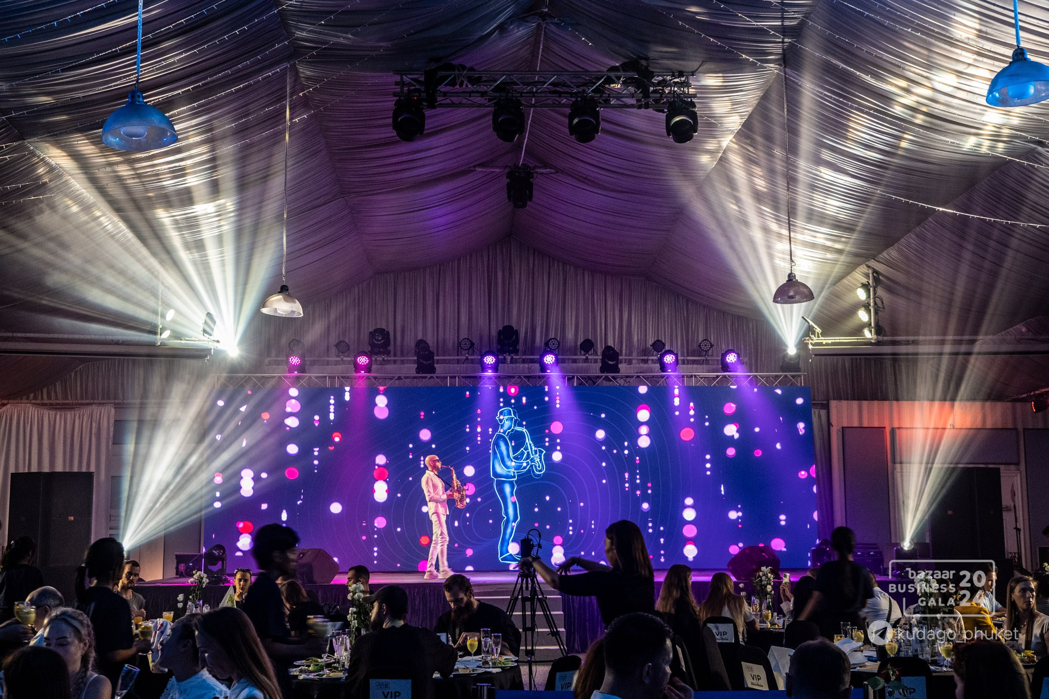 Bazaar Business Gala (Часть 1) | Фоторепортаж | Афиша | DAVAYSXODIM.com PHUKET. АФИША|ФОТОРЕПОРТАЖИ|ИВЕНТЫ|ПХУКЕТ