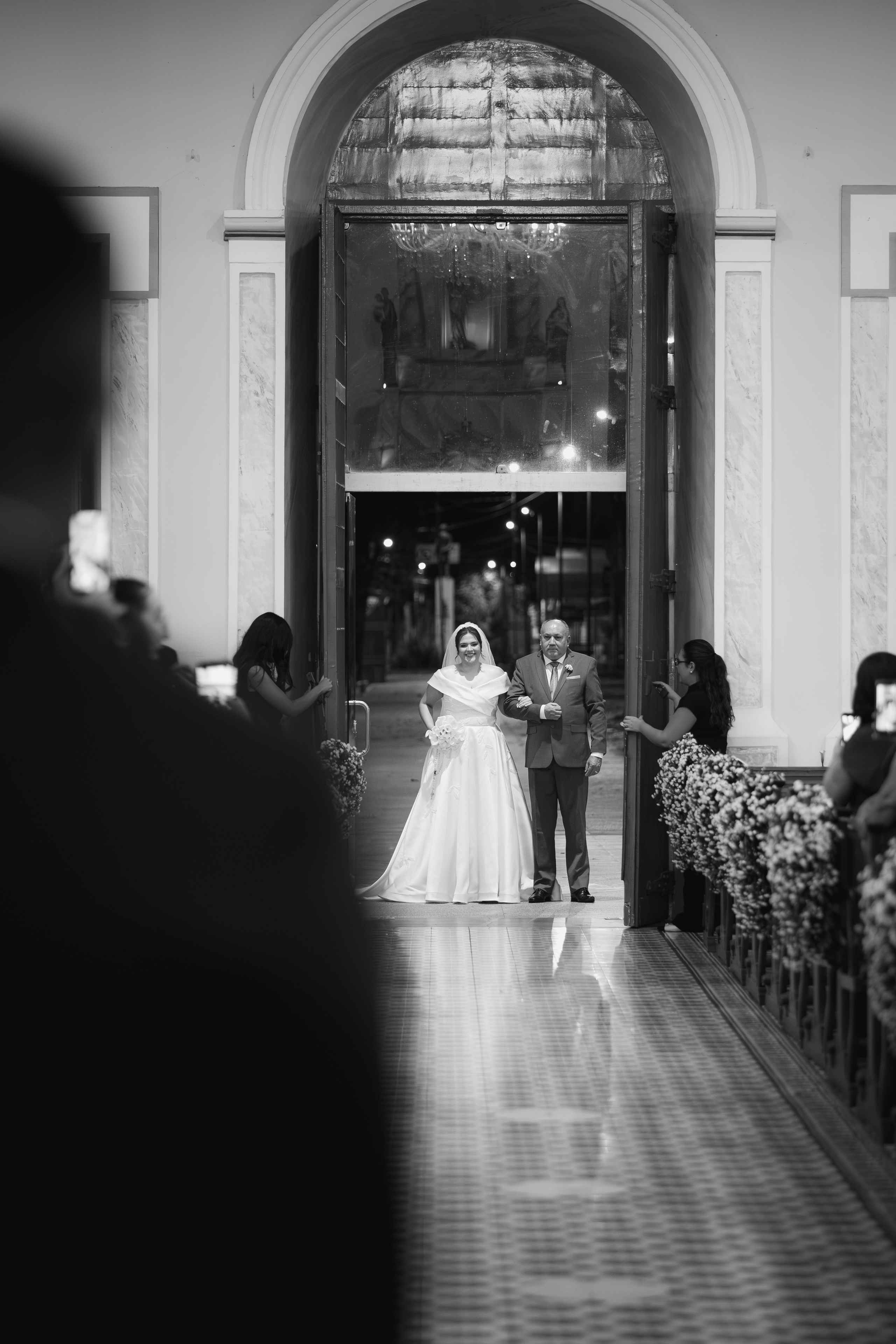 Amanda e Lucas. Aldrin Wesley Fotografia | Casamentos, ensaios e momentos que merecem ser lembrados para sempre