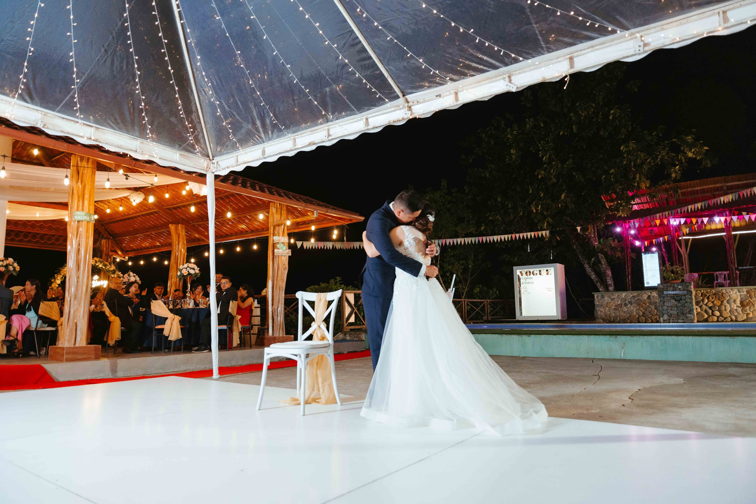 Jennifer y Vladimir. Fotógrafo de bodas en Loja Ecuador | Piero Alvarez PH