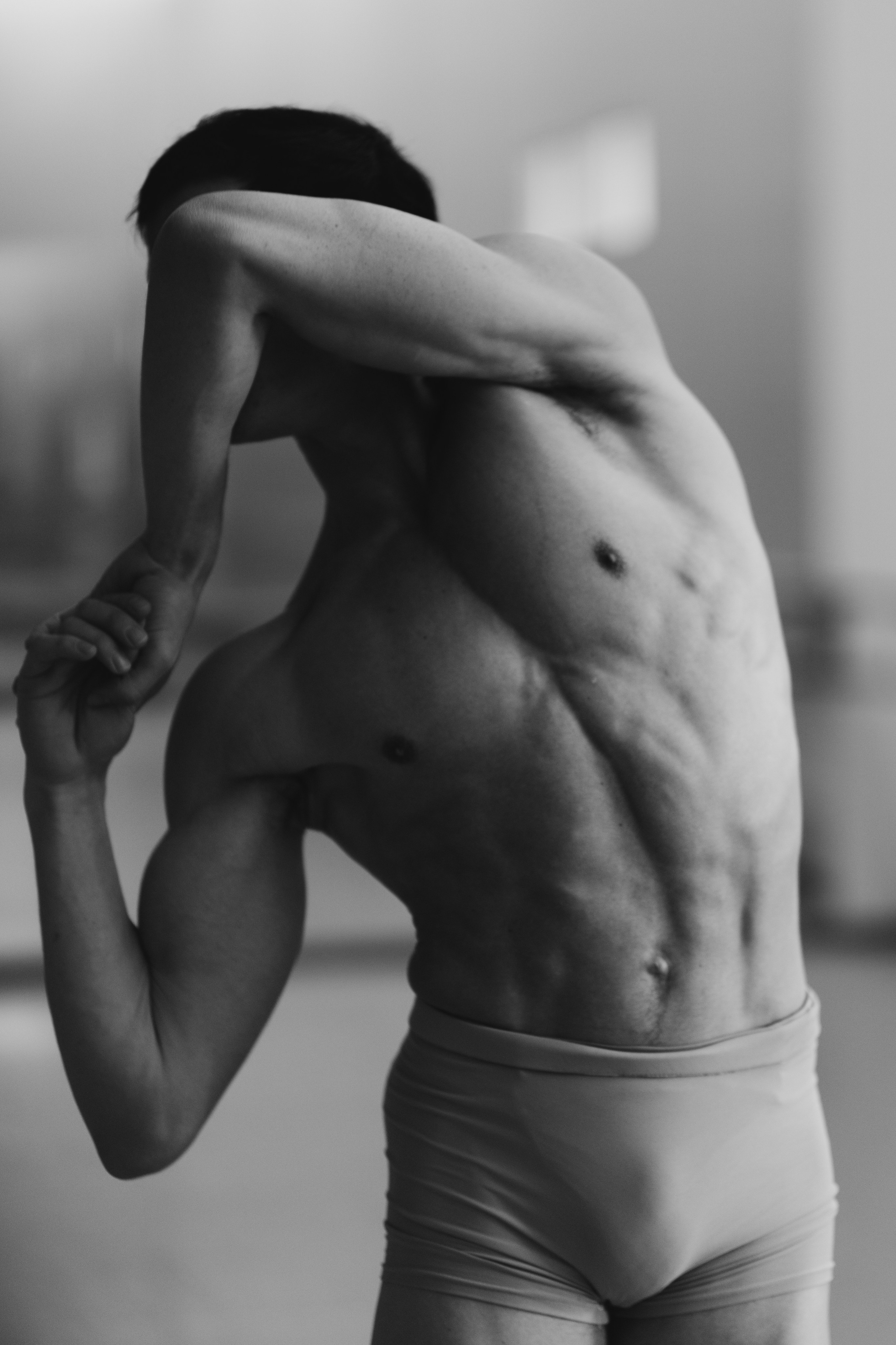 DANCERS. Victoria Olonen – Cinematic Portrait Artist | Helsinki & Europe