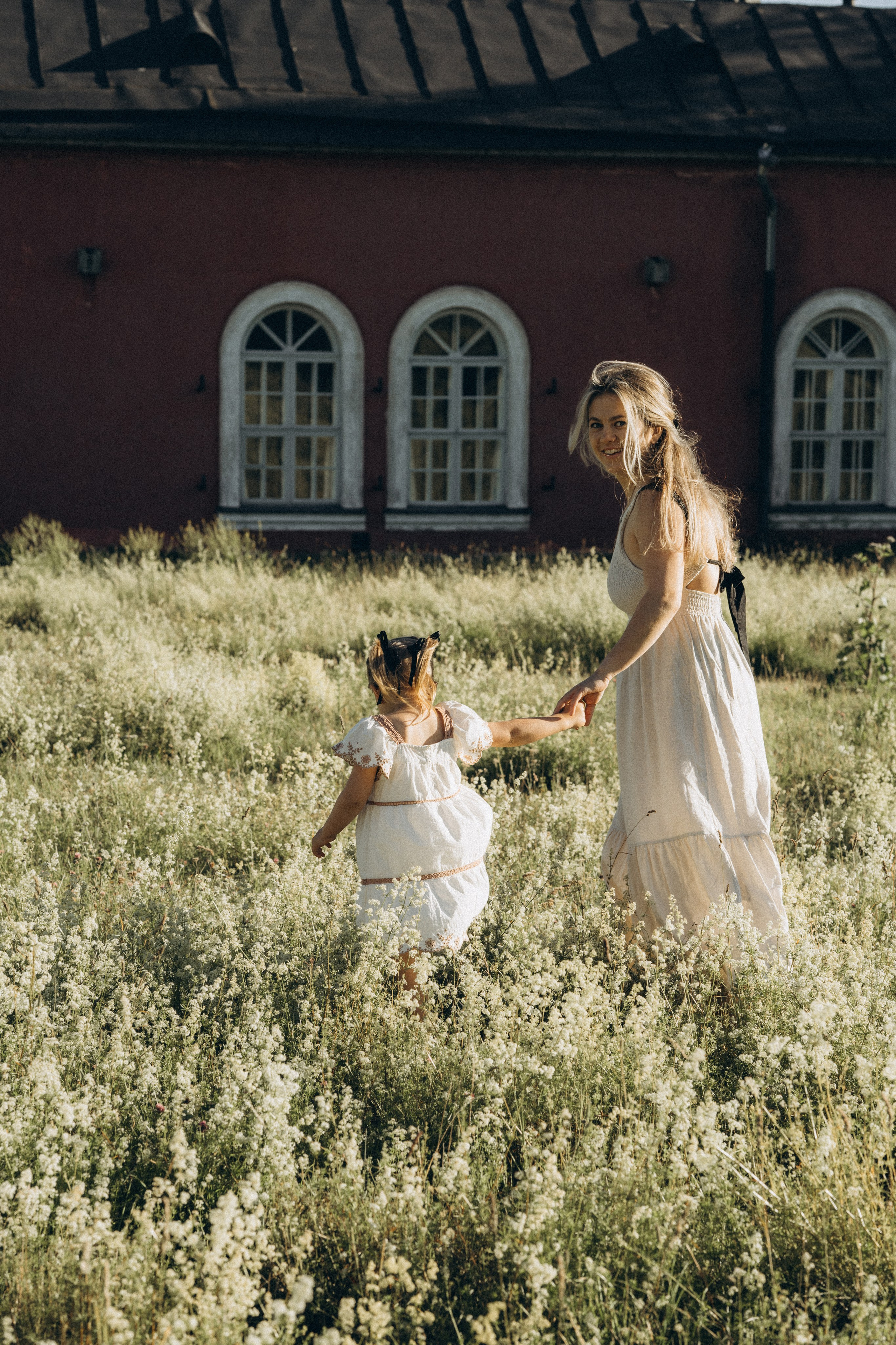 Beloved. Wedding and potrait photographer in Helsinki Vickan O