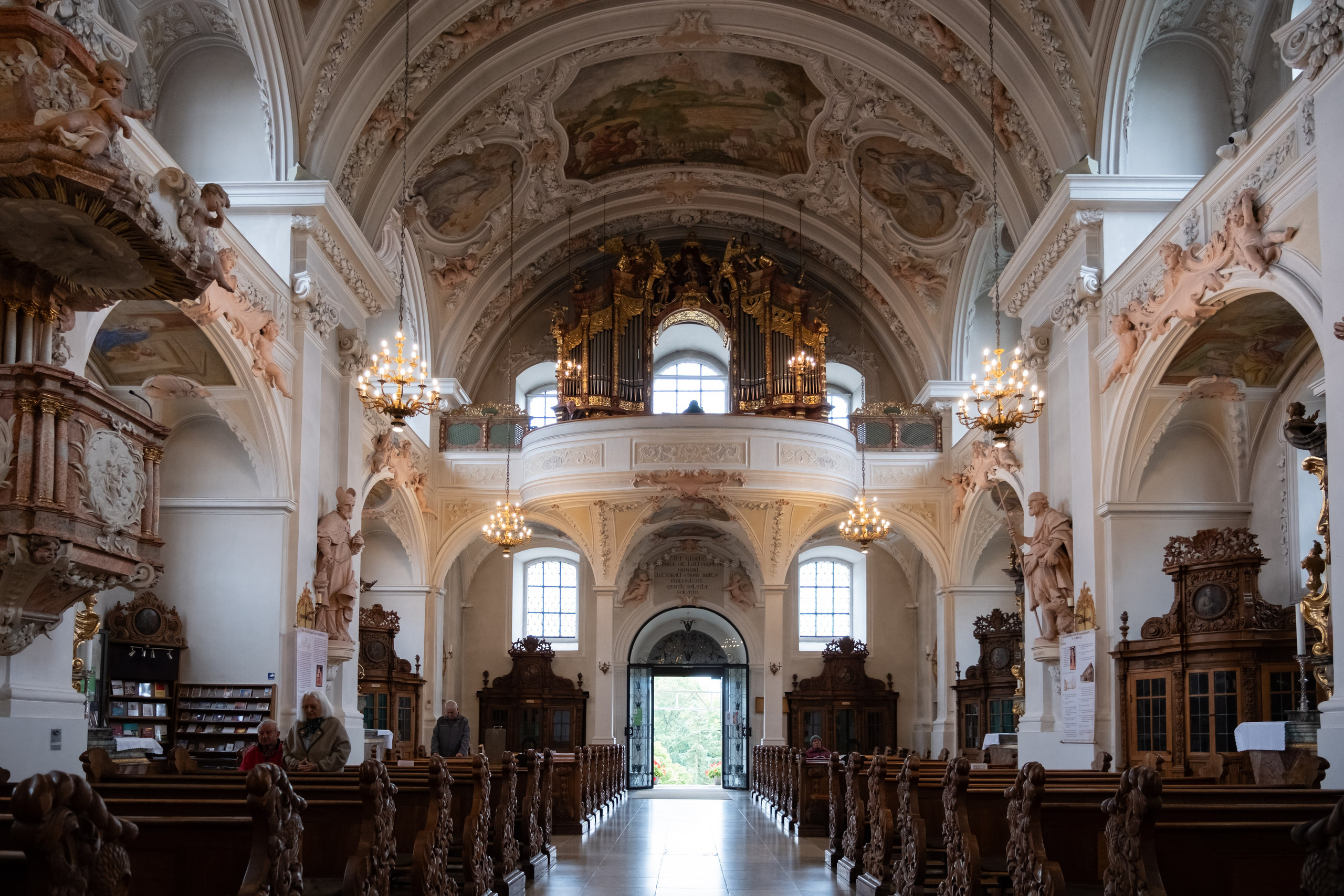 Vows in September. Wedding photography — EMU Photos