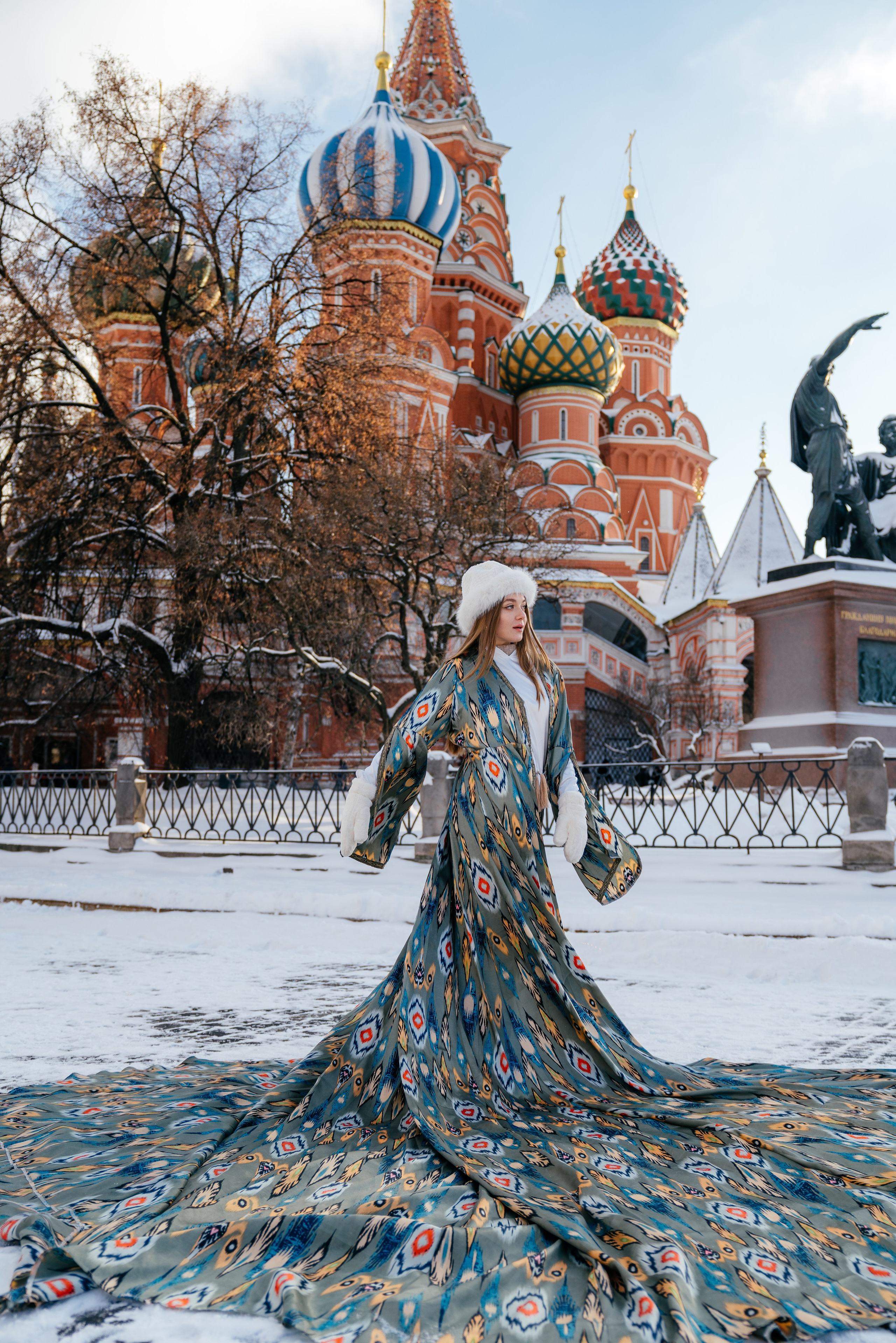 Фотосессия в узбекских платьях: прокат и аренда. Фотограф в Узбекистане и Самарканде Джасур Марупов