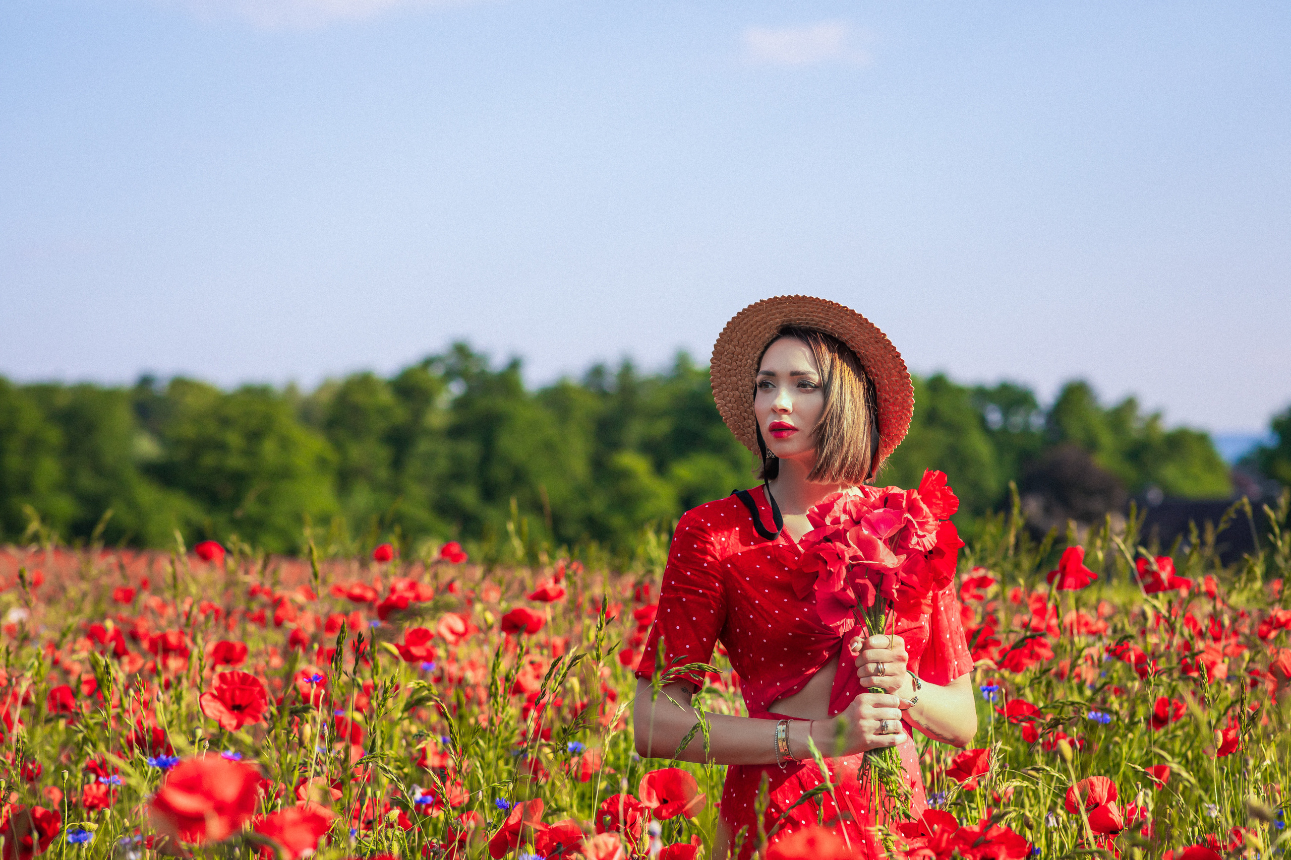 Mohnfeld. Hochzeitsfotografin in Gütersloh | Authentische Hochzeitsreportagen | TK Photographie