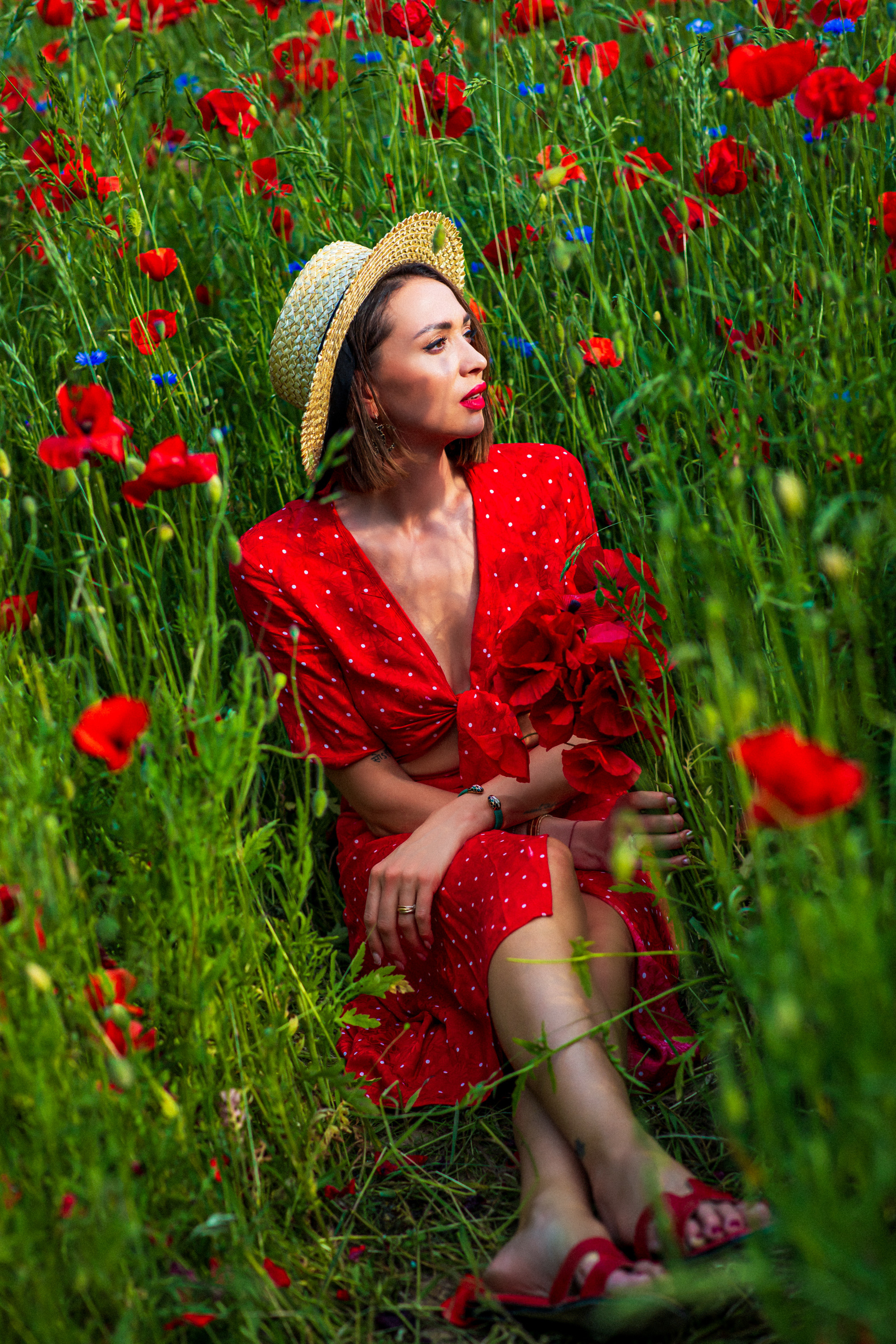 Mohnfeld. Hochzeitsfotografin in Gütersloh | Authentische Hochzeitsreportagen | TK Photographie