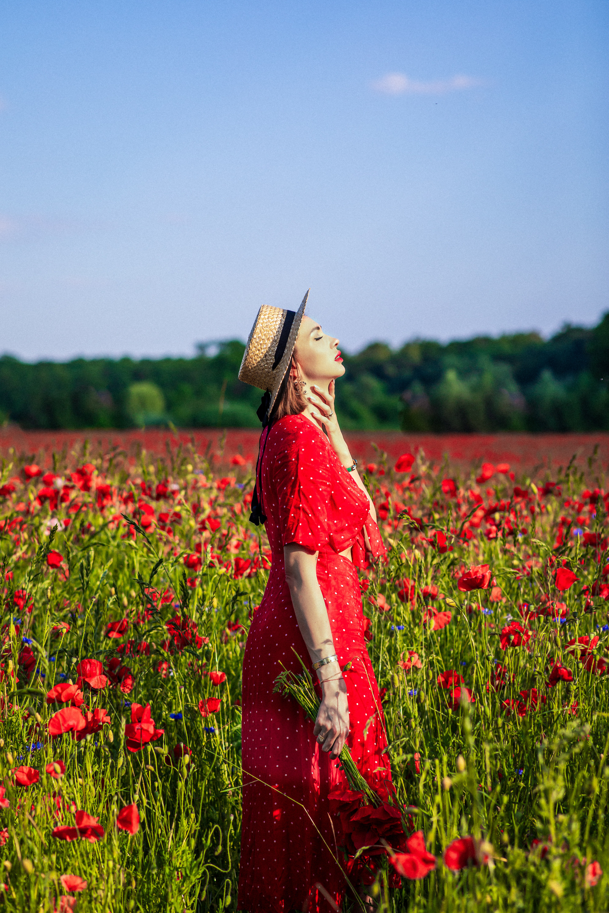 Mohnfeld. Hochzeitsfotografin in Gütersloh | Authentische Hochzeitsreportagen | TK Photographie