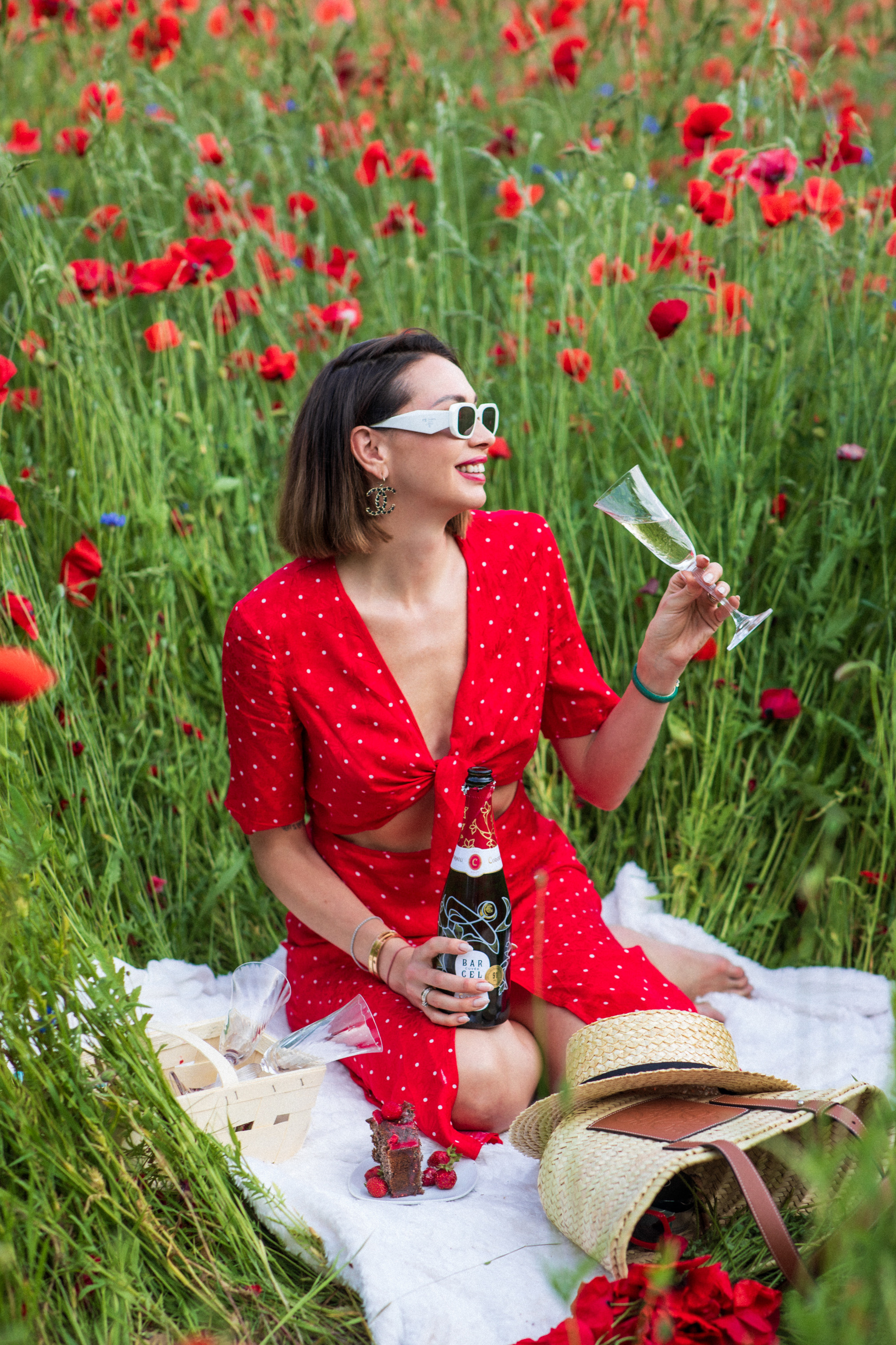 Mohnfeld. Hochzeitsfotografin in Gütersloh | Authentische Hochzeitsreportagen | TK Photographie