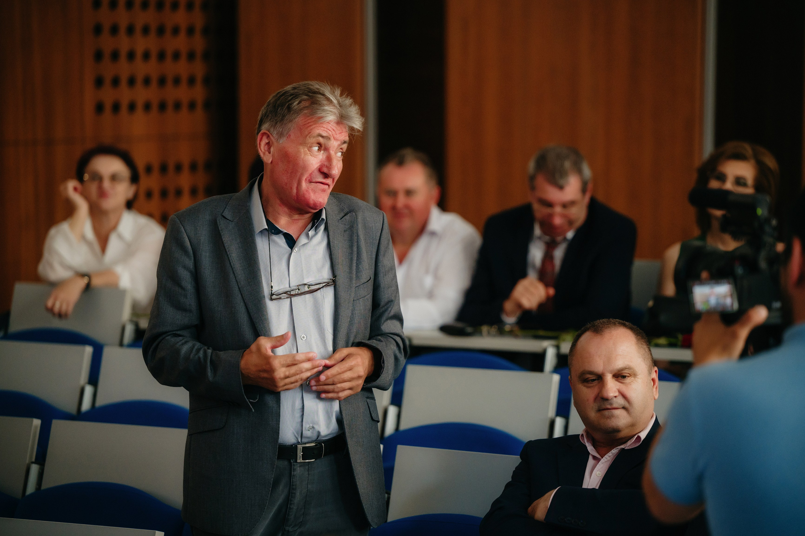 Medicina Veterinara — dupa 30 de ani…. Laurentiu Stefan StoryTeller