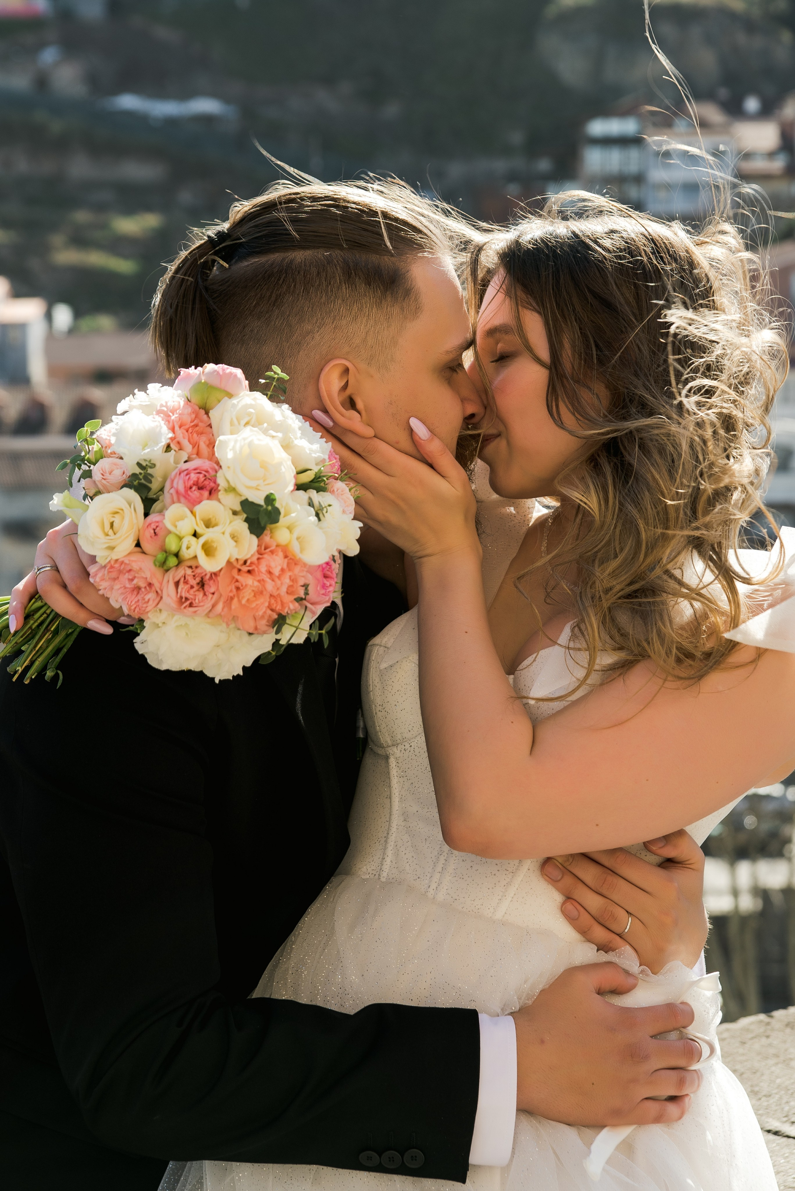 Свадебный фотограф Лара Татосян. Портфолио фотографа в Грузии, Армении и ОАЭ. Свадебные фотографы в Грузии, Армении. Макс Коваленко и Лара Татосян. Свадебный видеограф