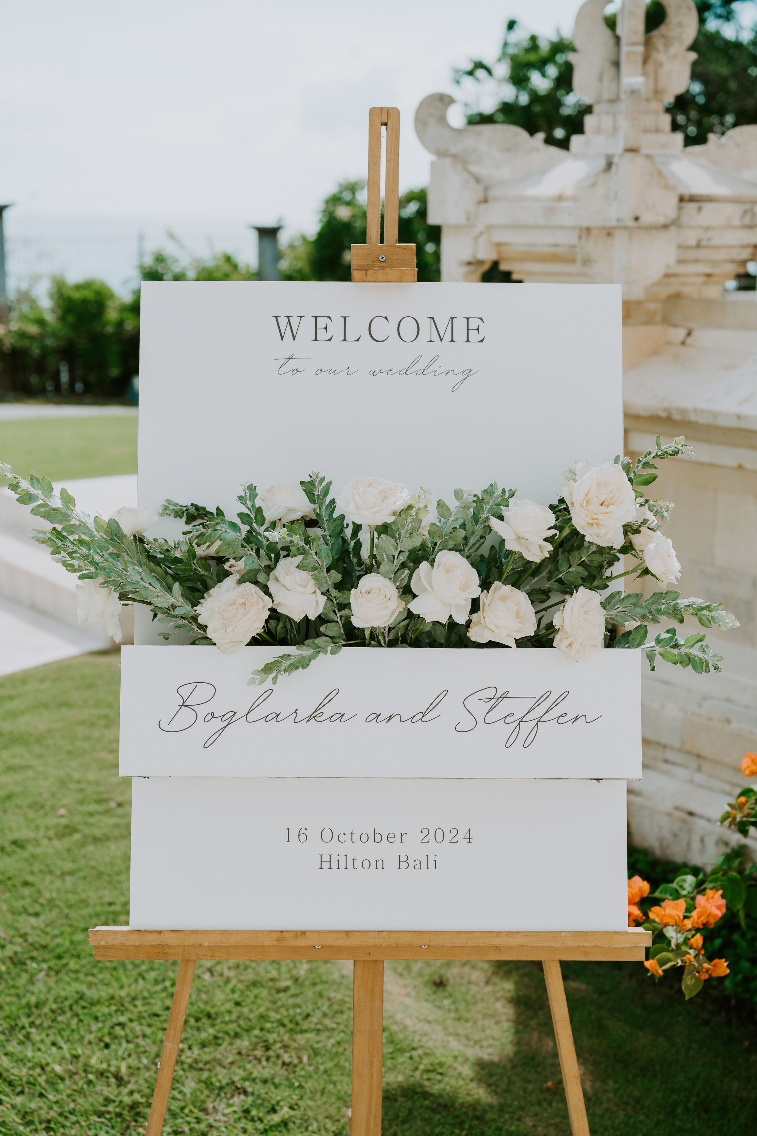 BOGLARKA & STEFFAN. Female Photographer in Bali