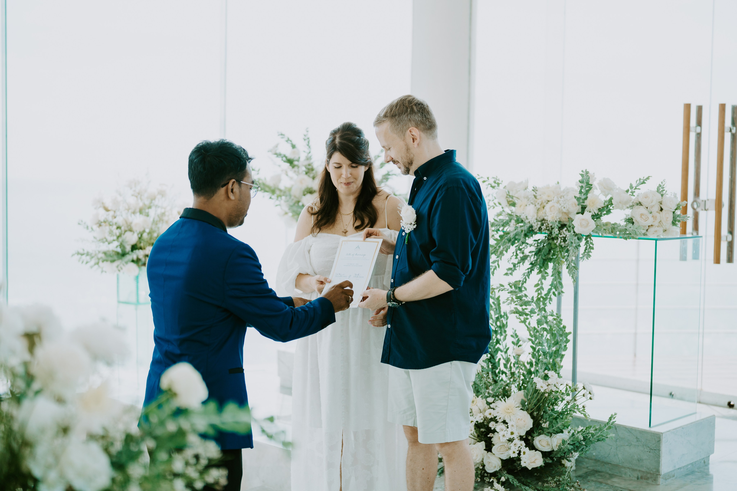 BOGLARKA & STEFFAN. Female Photographer in Bali