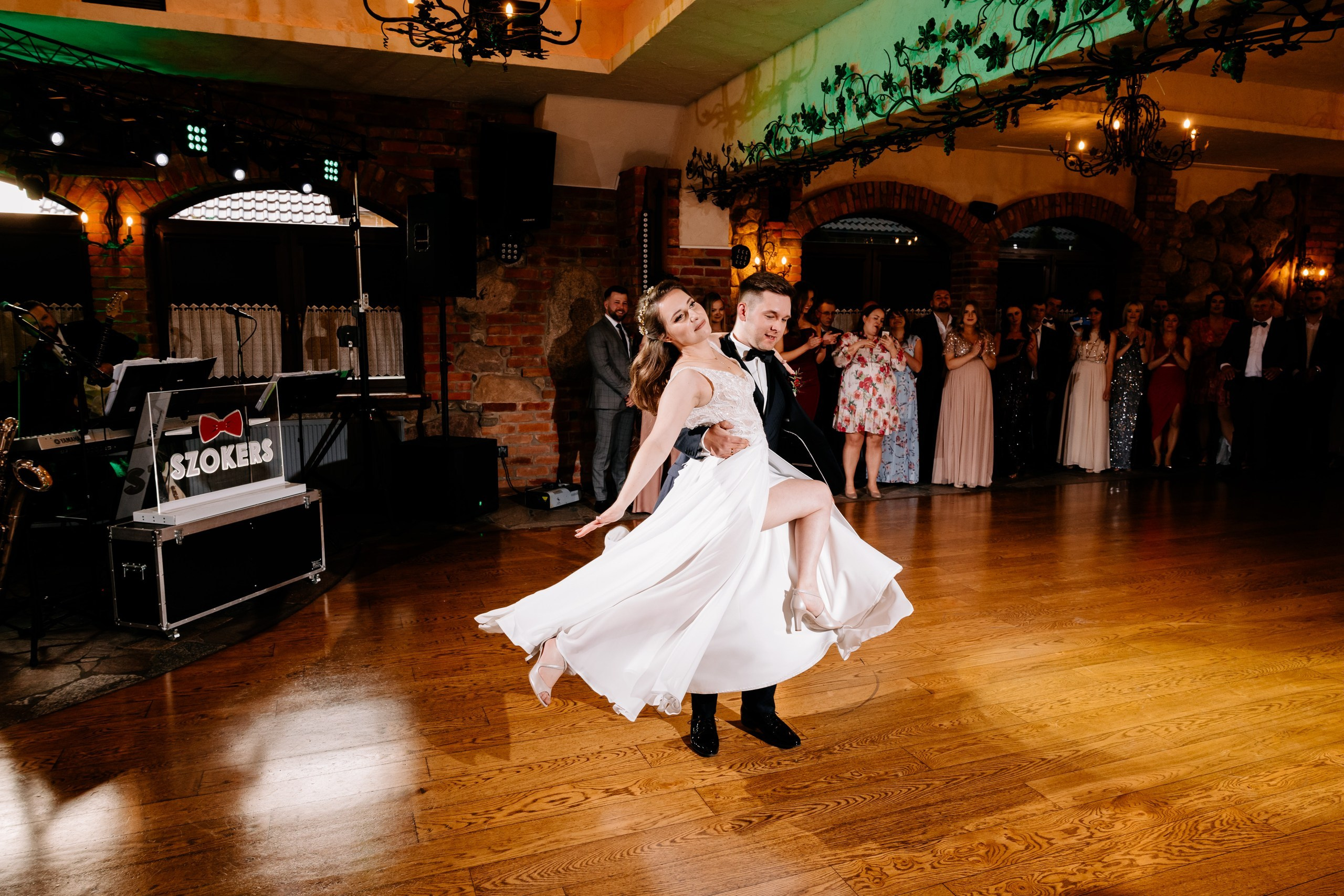 Zofia ♡ Bartosz. Fotograf Ślubny Warszawa - Sesje Biznesowe Rodzinne Eventy