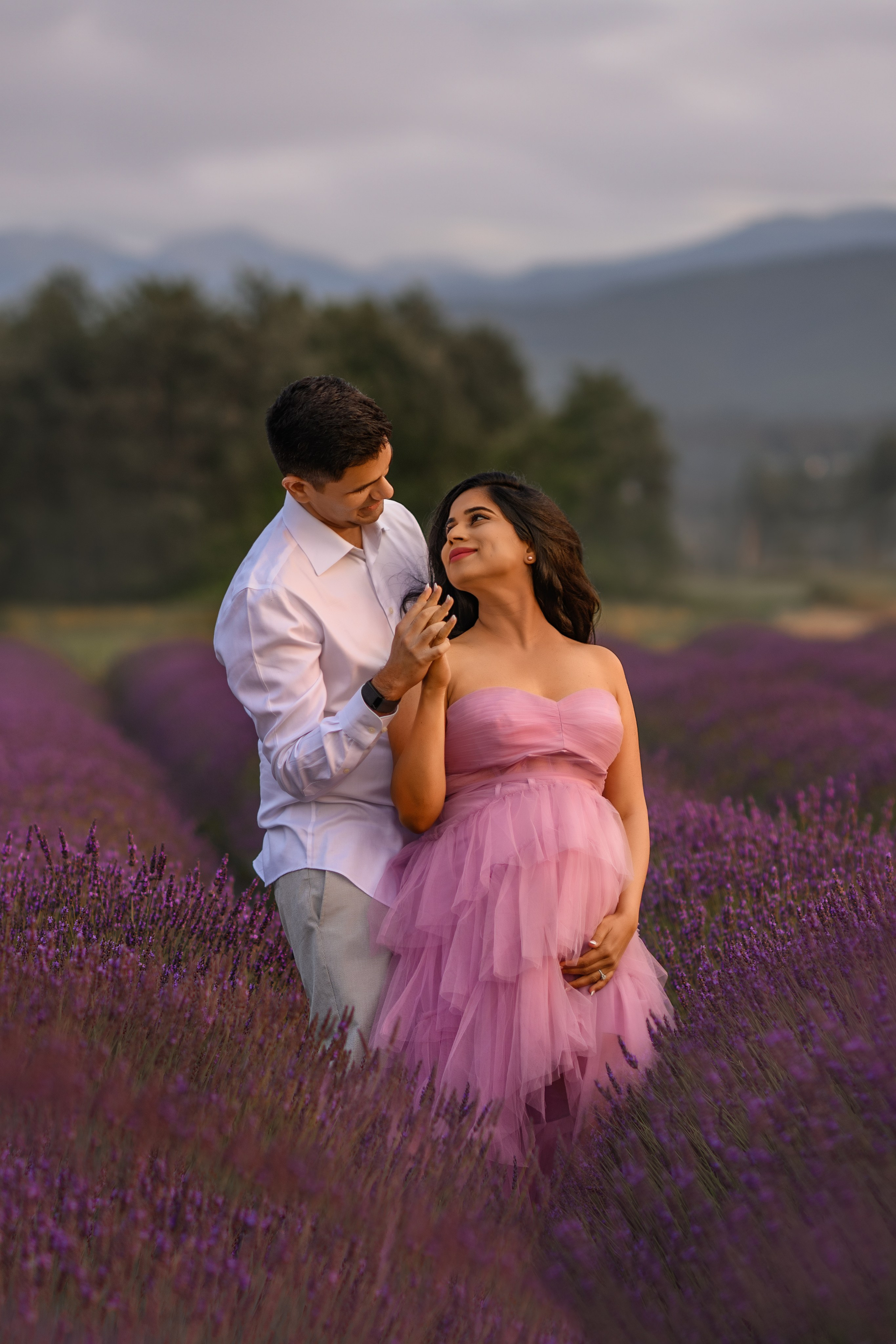 Praveena. Wedding & family photography in Seattle area. Helen Michelle photographer