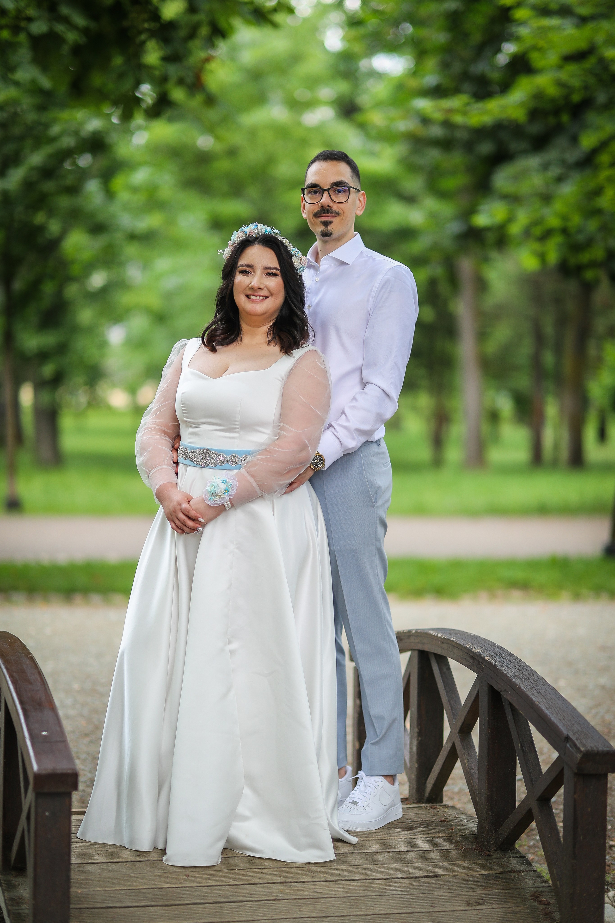 Andreea & Andrei — autentic, asumat, real. Rares Bucur is a professional wedding photographer based in Cluj-Napoca, Romania, specializing in wedding photography