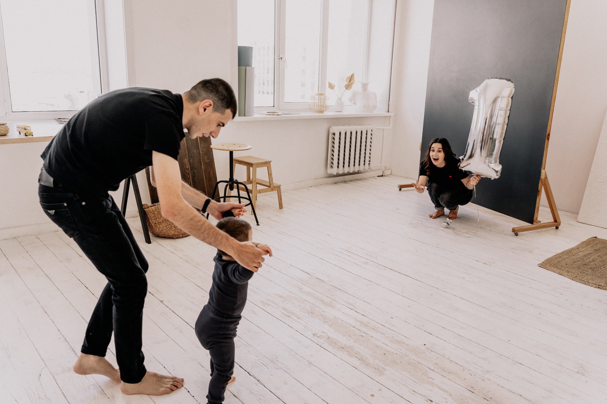 Anastasia, Jane, Sava at home. Wedding and family photographer and videographer PA, NJ, NY, DE, MD