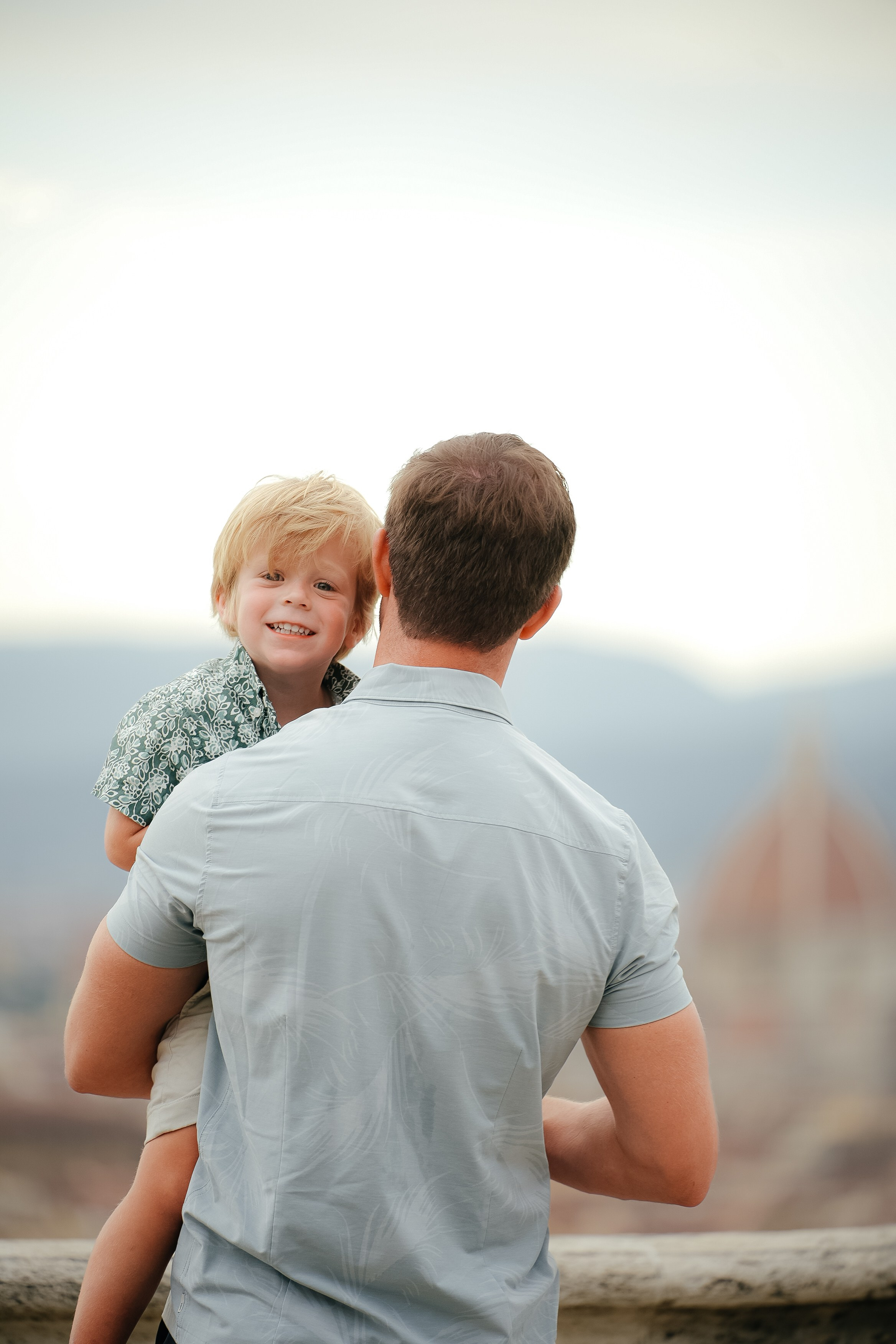 Nicole & Family. Wedding Photographer in Italy