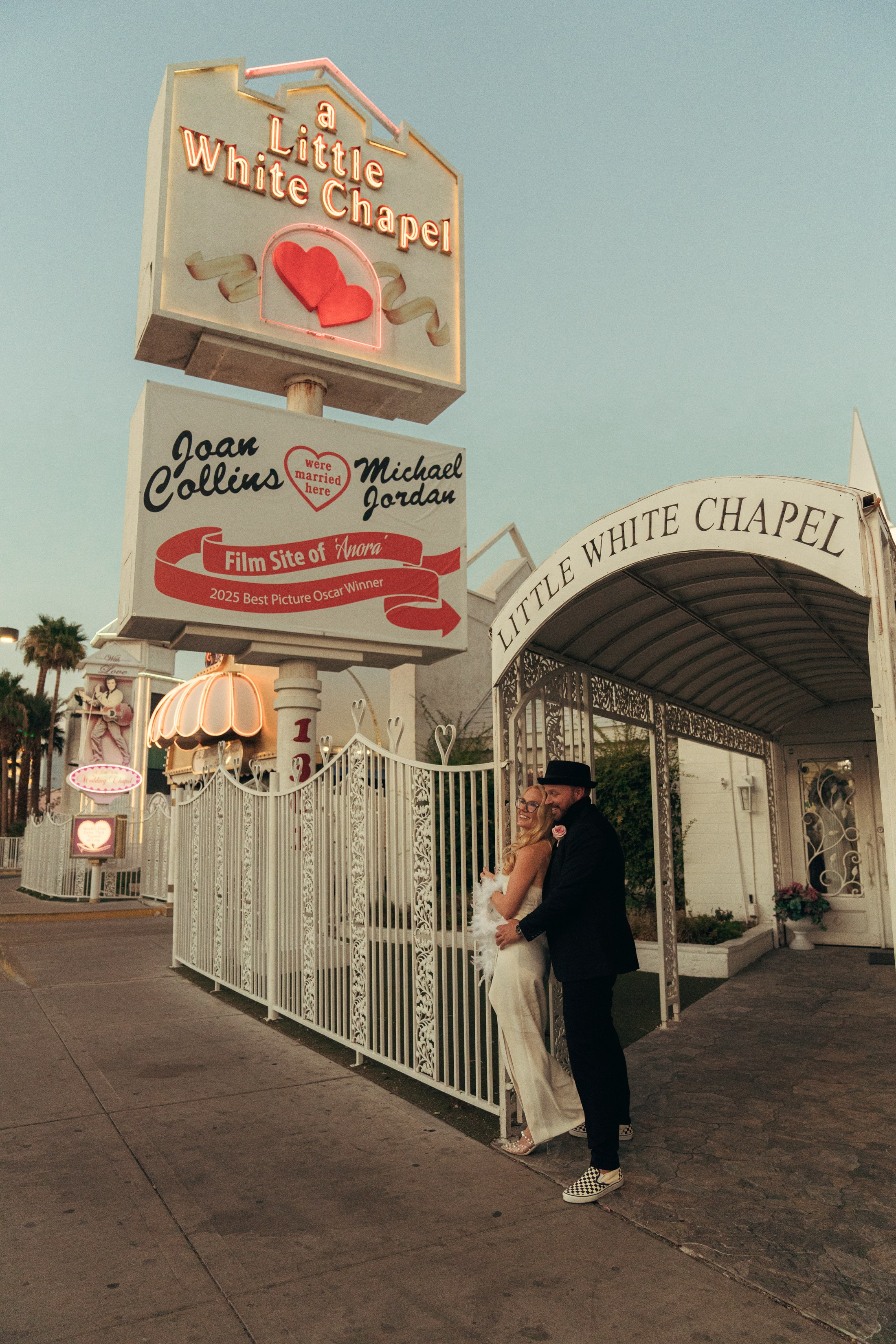 Carlee&Aaron. Wedding & elopement photographer Viktoriya Kravtsov. Las Vegas