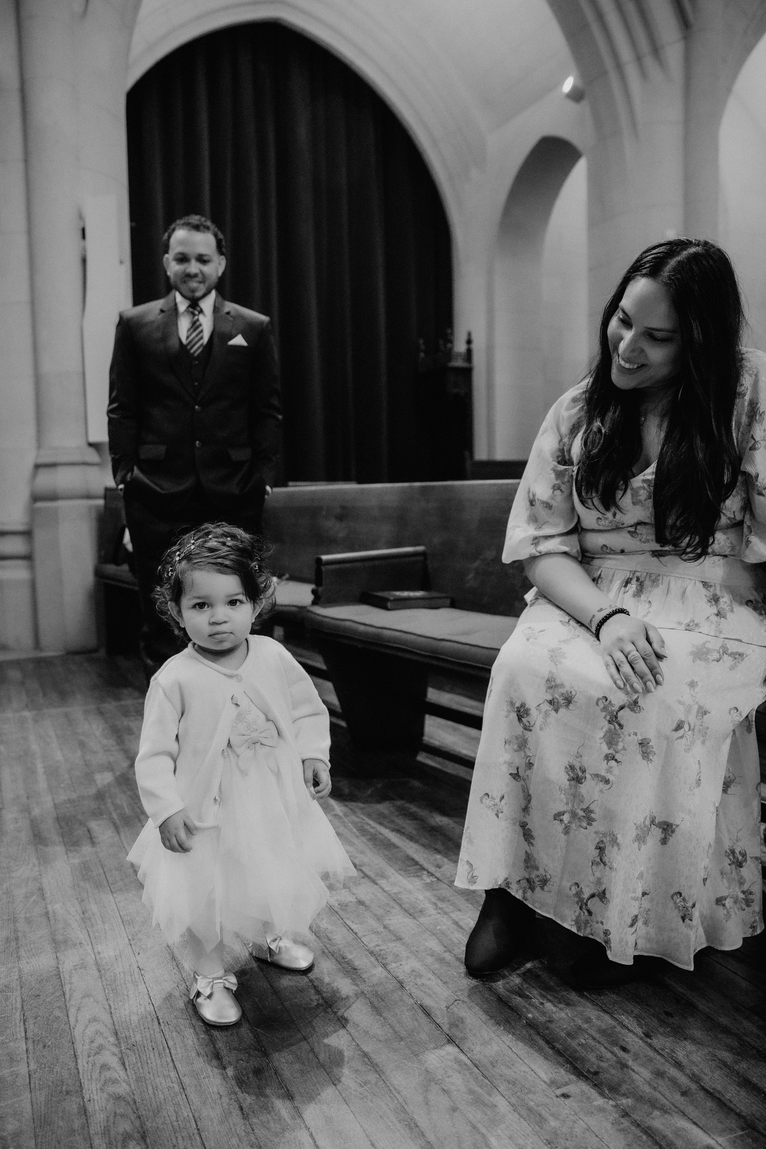 Suzi & Alex | Paris Wedding with a Vintage Car. Paris Wedding Photographer