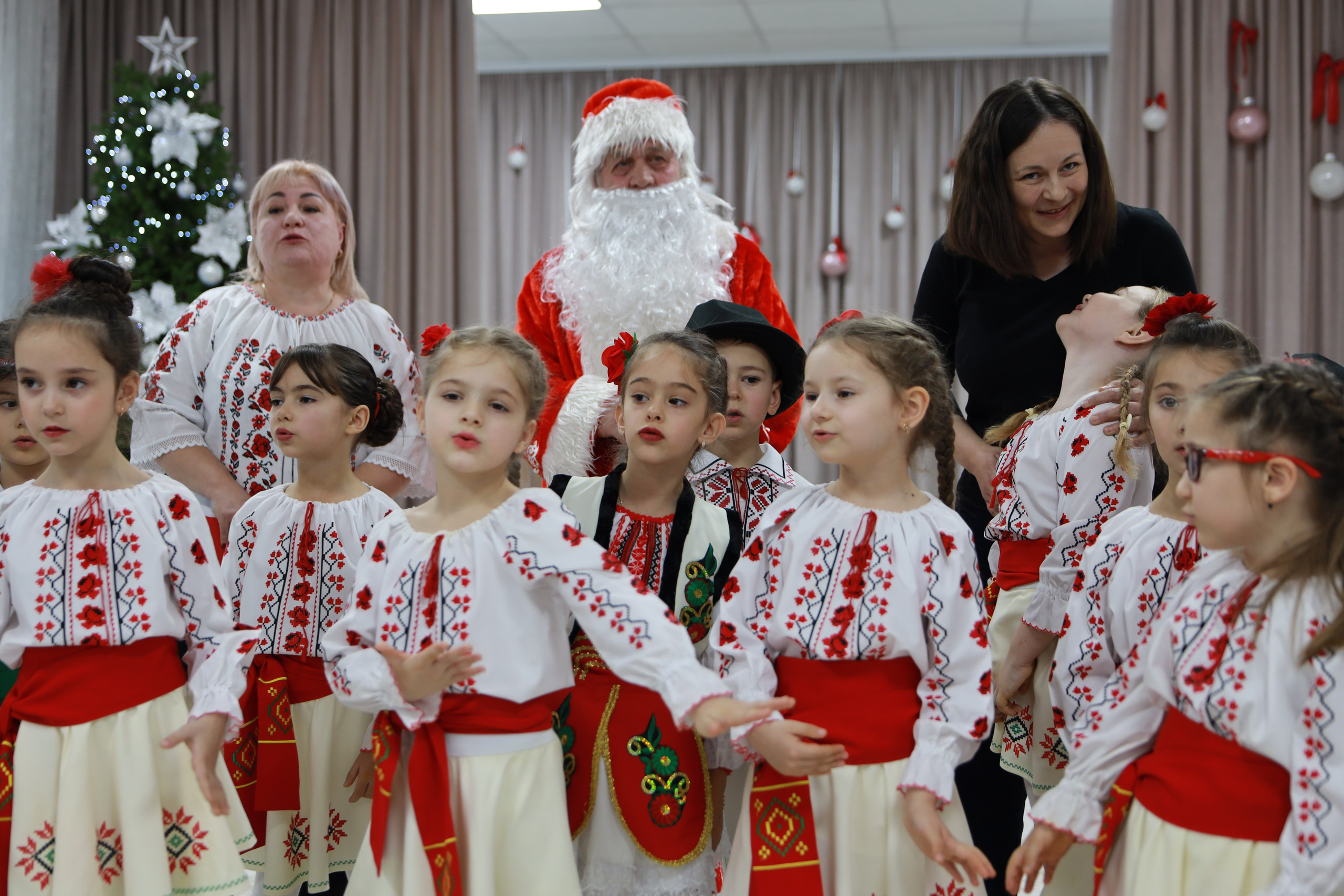 Magia iernii în ochi de copil.... Alika Dia- Fotograf în Republica Moldova, Strășeni