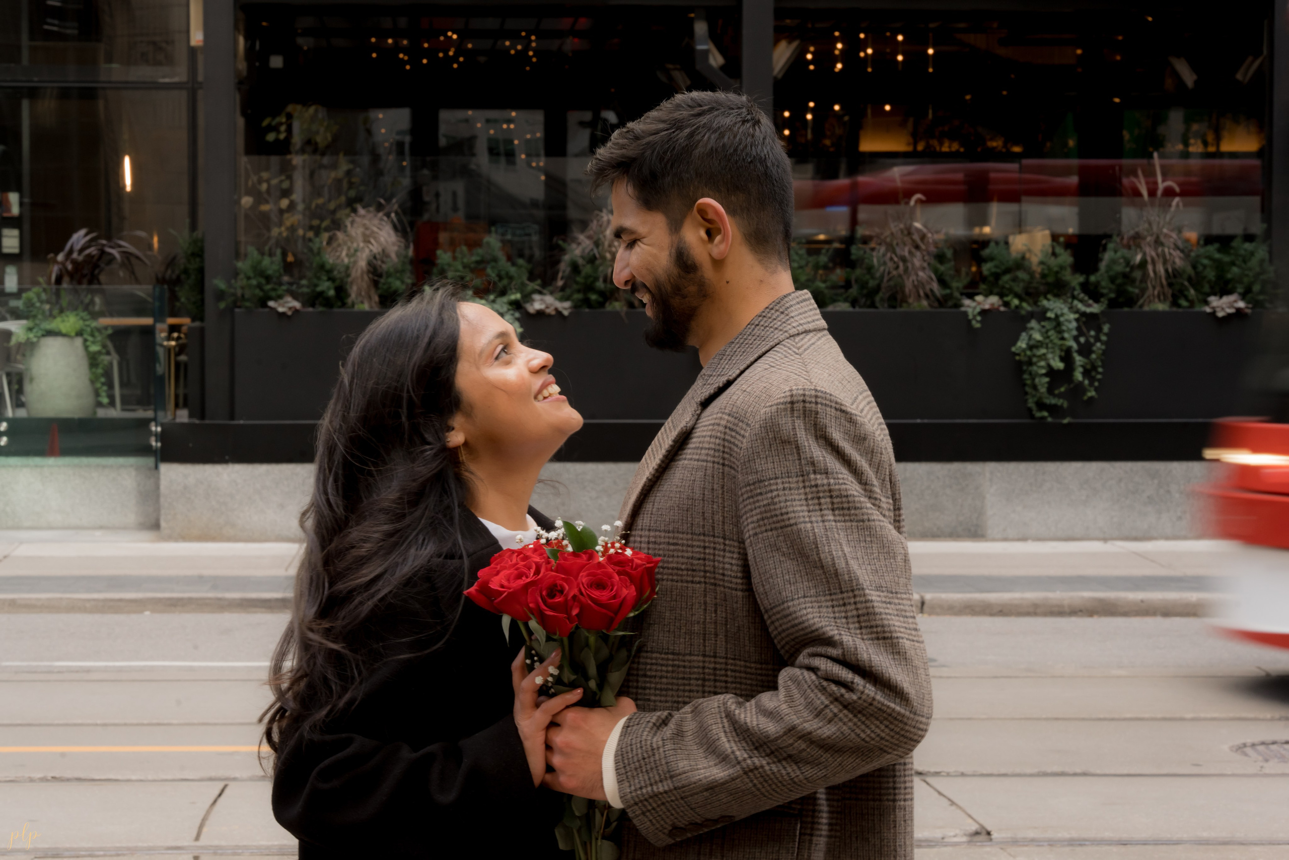 Harsh & Sneha. Wedding Photographers and Filmmakers