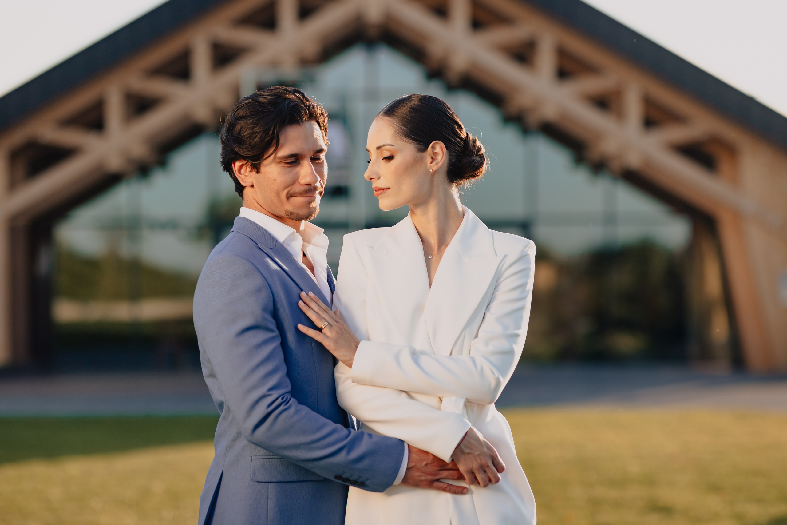 Styled shot at The Barn, Cluj. Fotograf de nunta — documenting your love story with a touch of editorial — wedding photographer