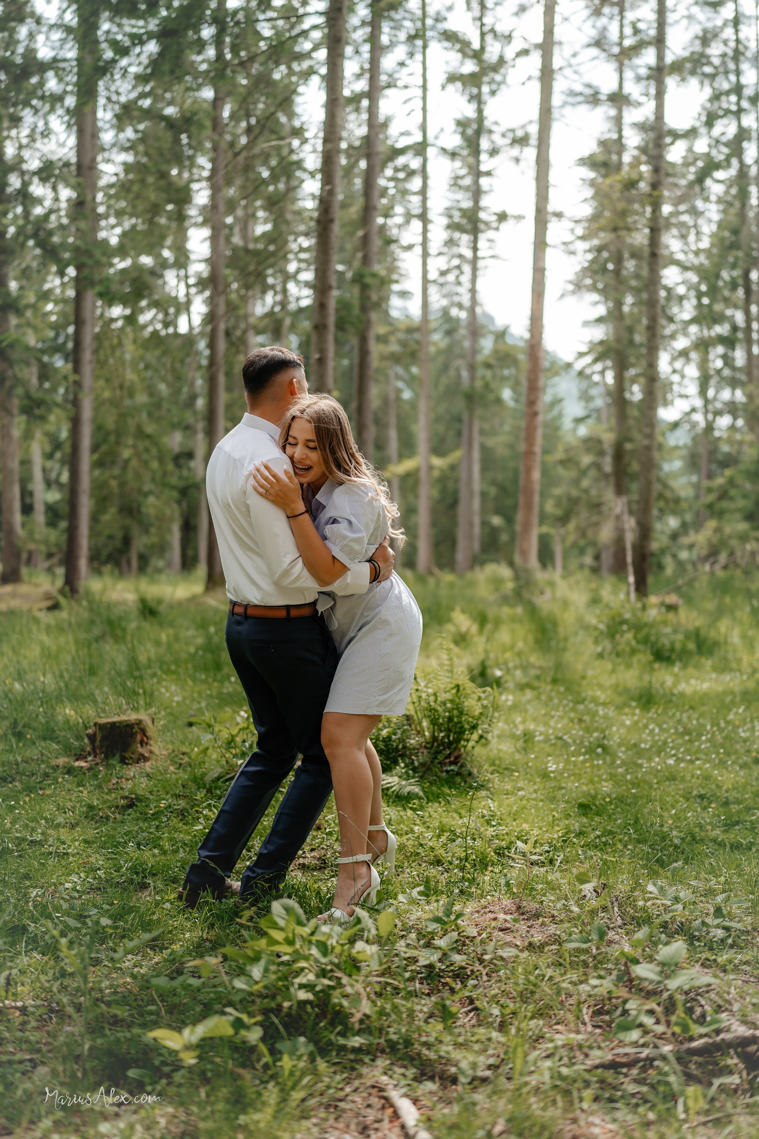 Andreea & Cosmin - O superba sedinta foto. Marius Alex fotograf de eveniment si portret din Suceava