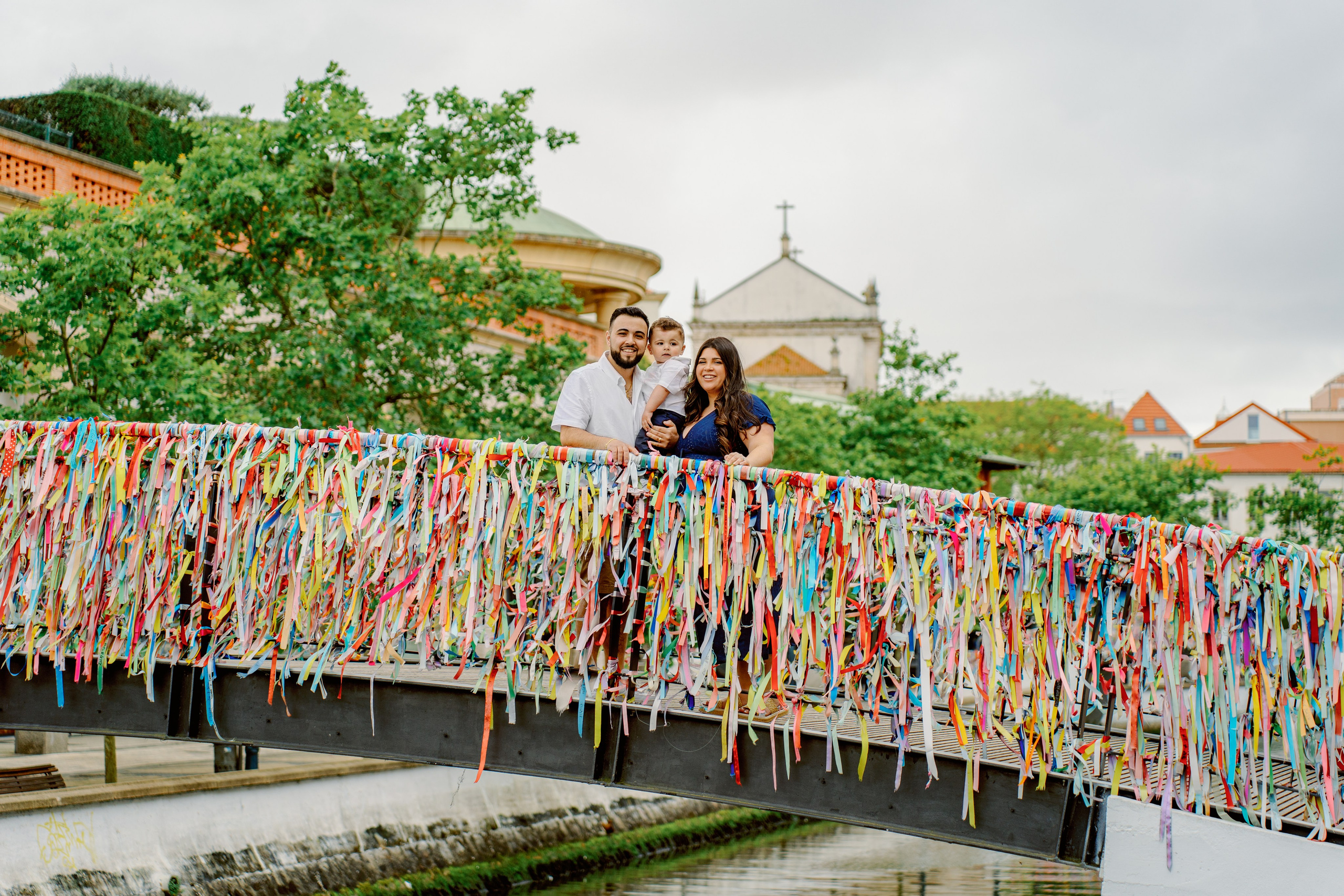 FAMILY PHOTO SHOOT IN AVEIRO. Photo and video shoots, photo tours in Portugal — WePortugal