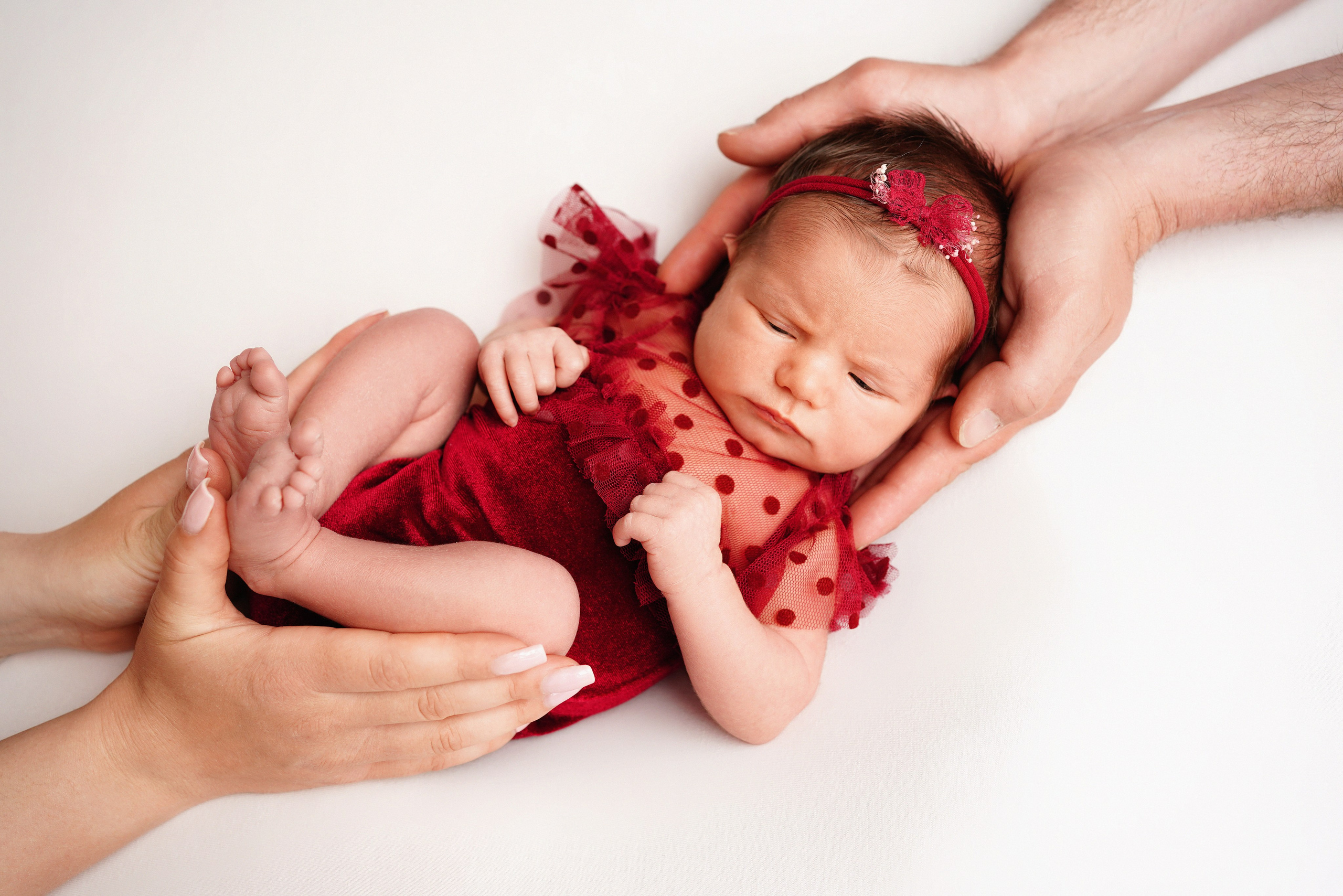 Elina. Neugeborenenfotografin und Retoucher in Augsburg Nastassia Schneider