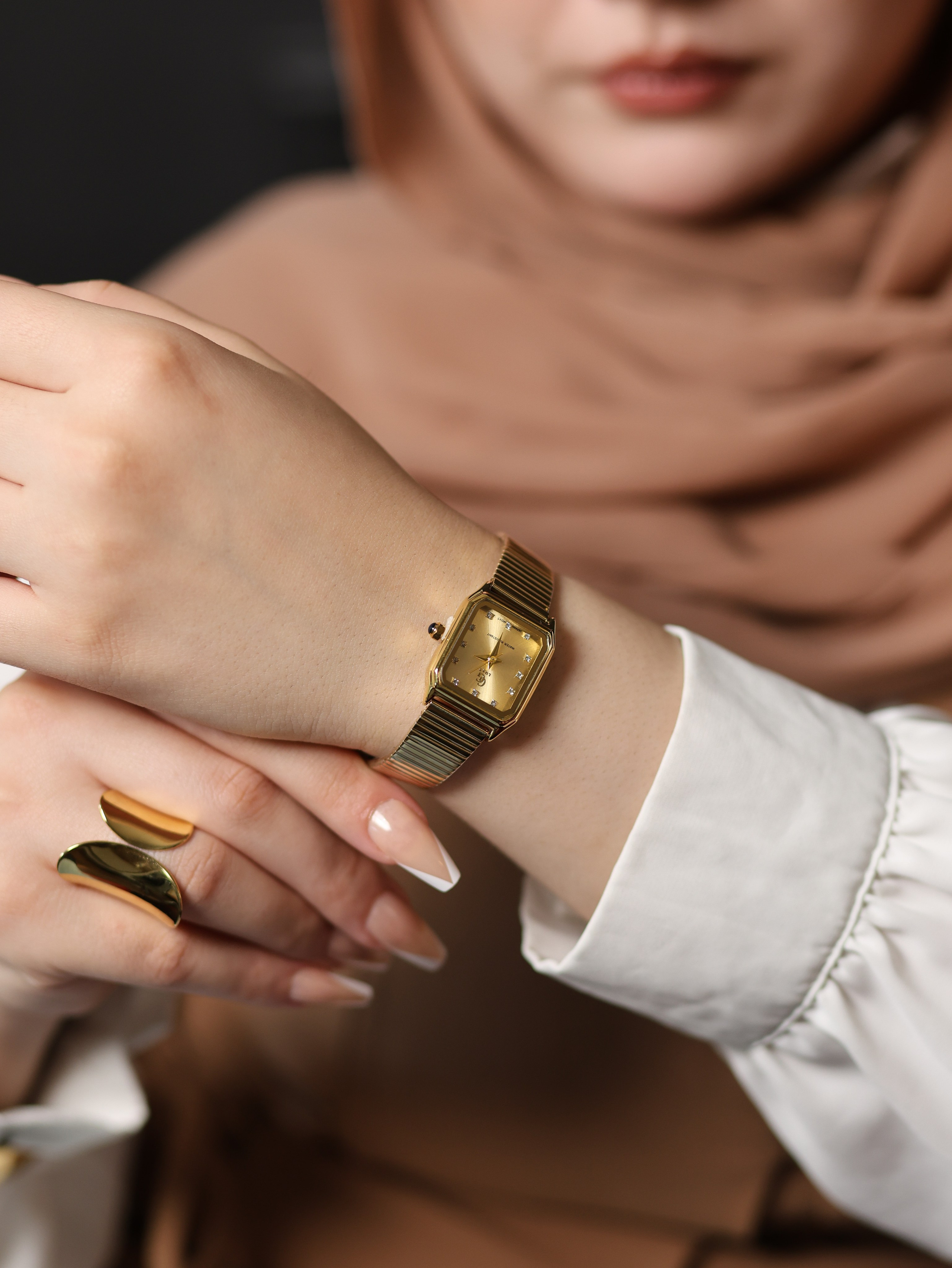 Fashion & Product. Lu’jain’s Studio| Female Wedding, Maternity & Lifestyle Photographer London, UK