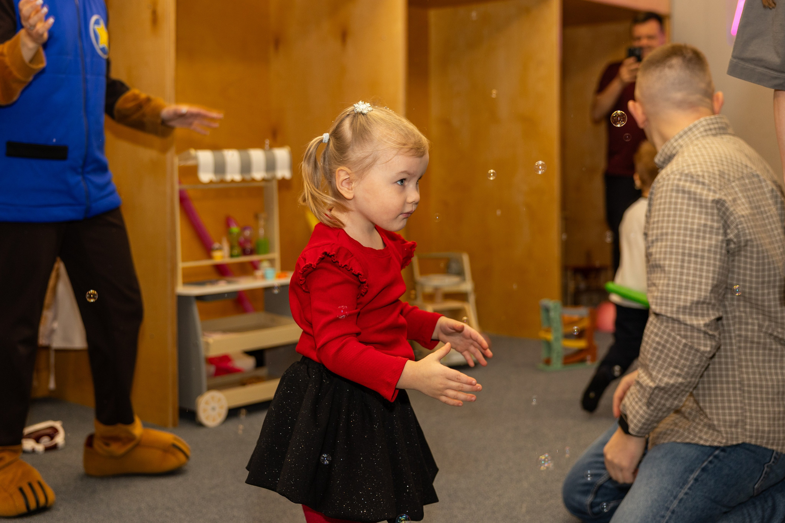 День рождения Артёма 24 января 2026 года. Семейный и детский фотограф в Варшаве Мила Бобровская