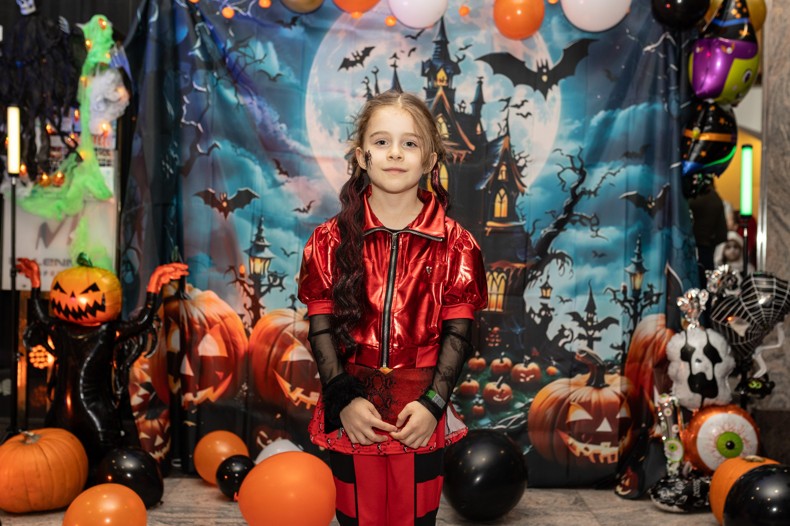 Leo dance studio Helloween 2025. Семейный и детский фотограф в Варшаве Мила Бобровская
