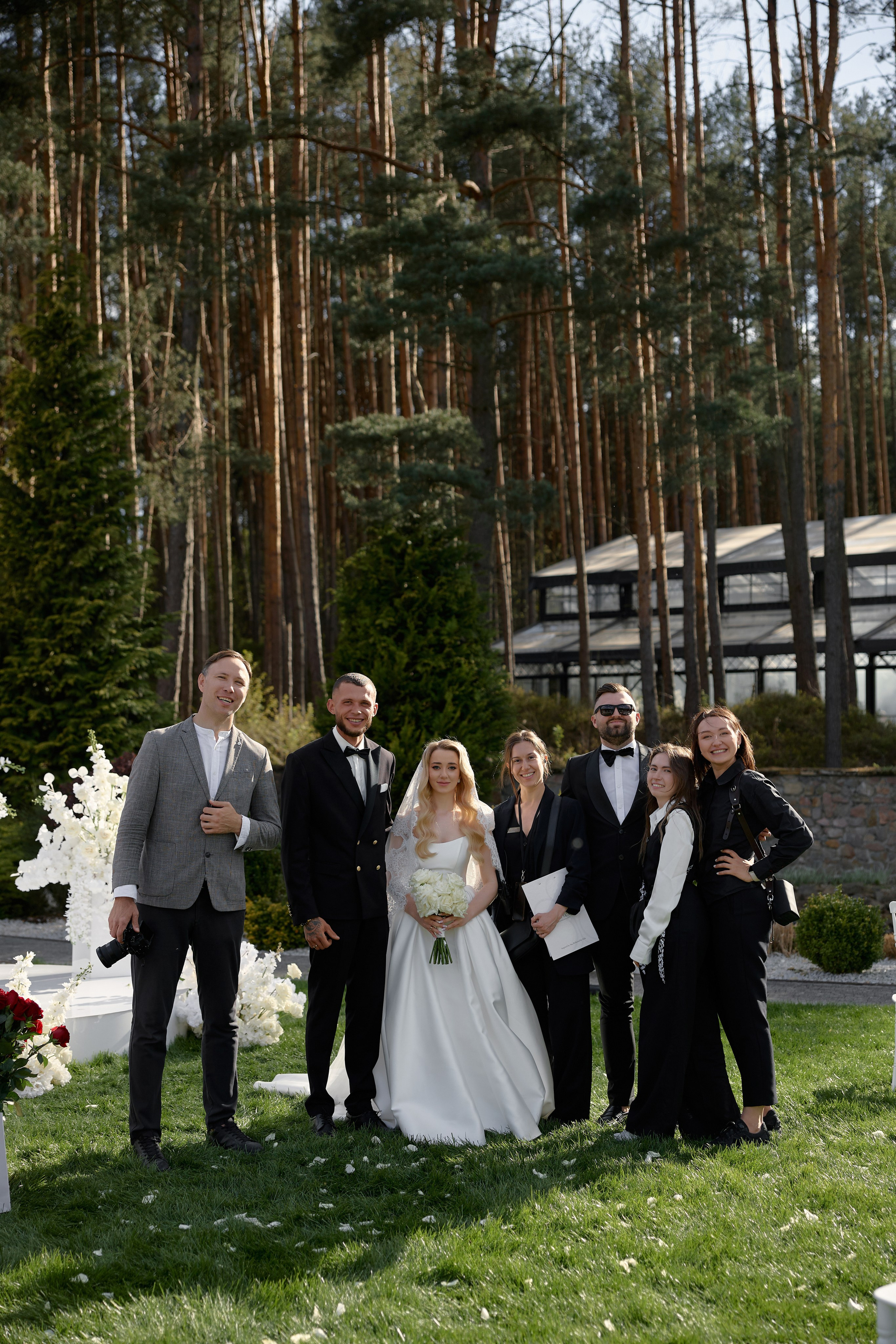 Natalia & Roman. Dworek przy lesie. Fotograf ślubny i rodzinny w Krakowie Yana Klymova