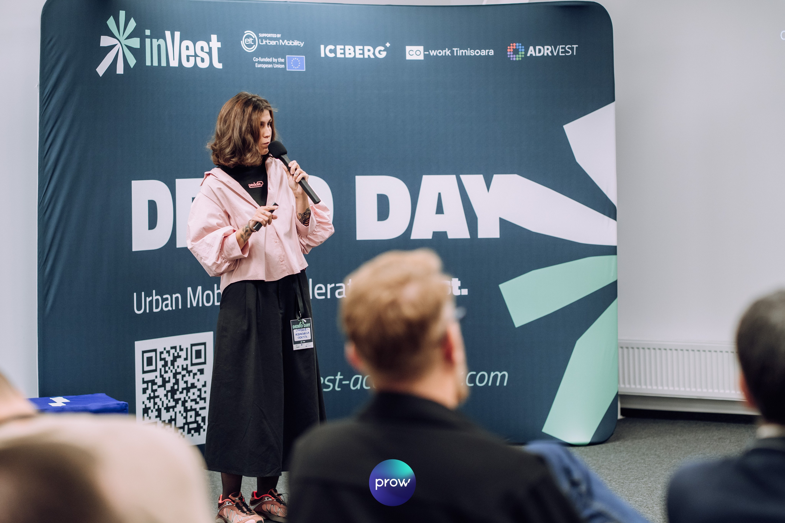 InVest DemoDay @ Cowork. Cozac Cristian Photographer