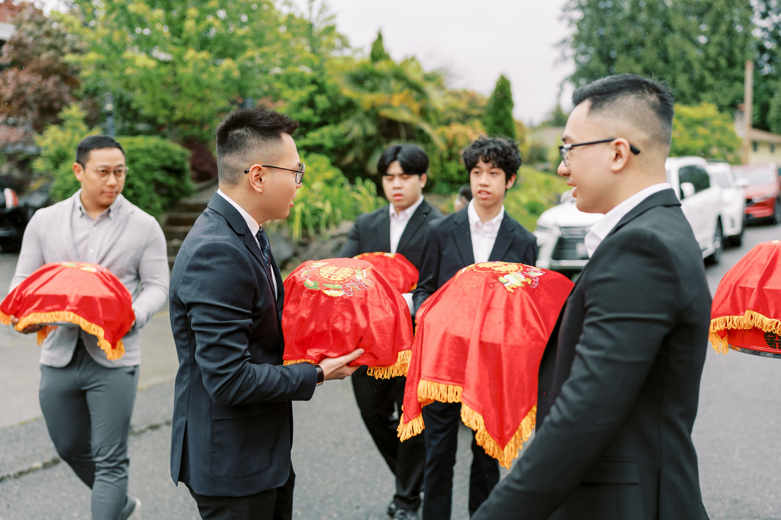 Vietnamese Tea Ceremony. Bellevue, WA. July 2024. EVAN ARISTOV WEDDING PHOTOGRAPHY — Seattle Wedding Photographer