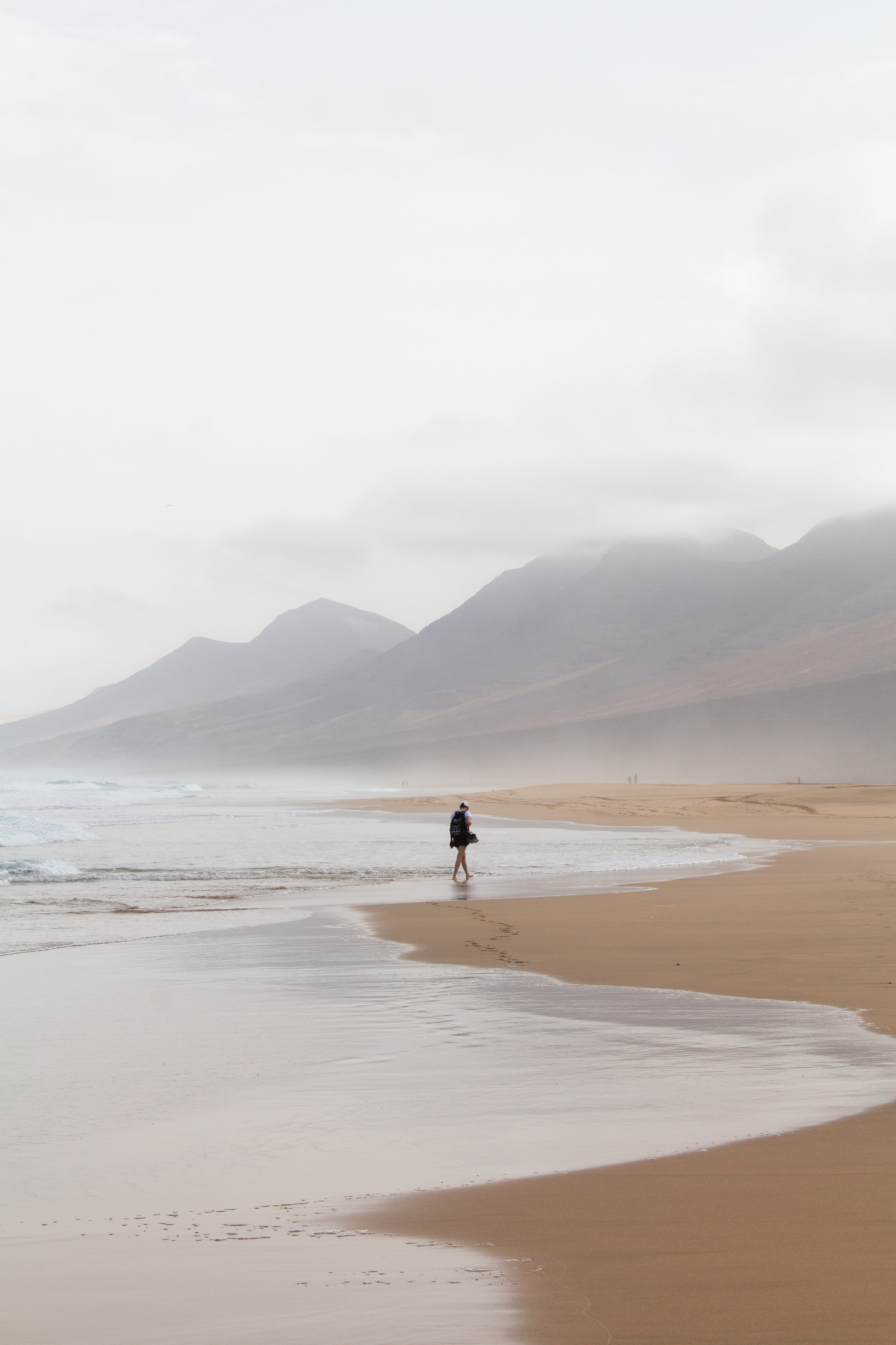 Pictures of the ocean. Look Around You