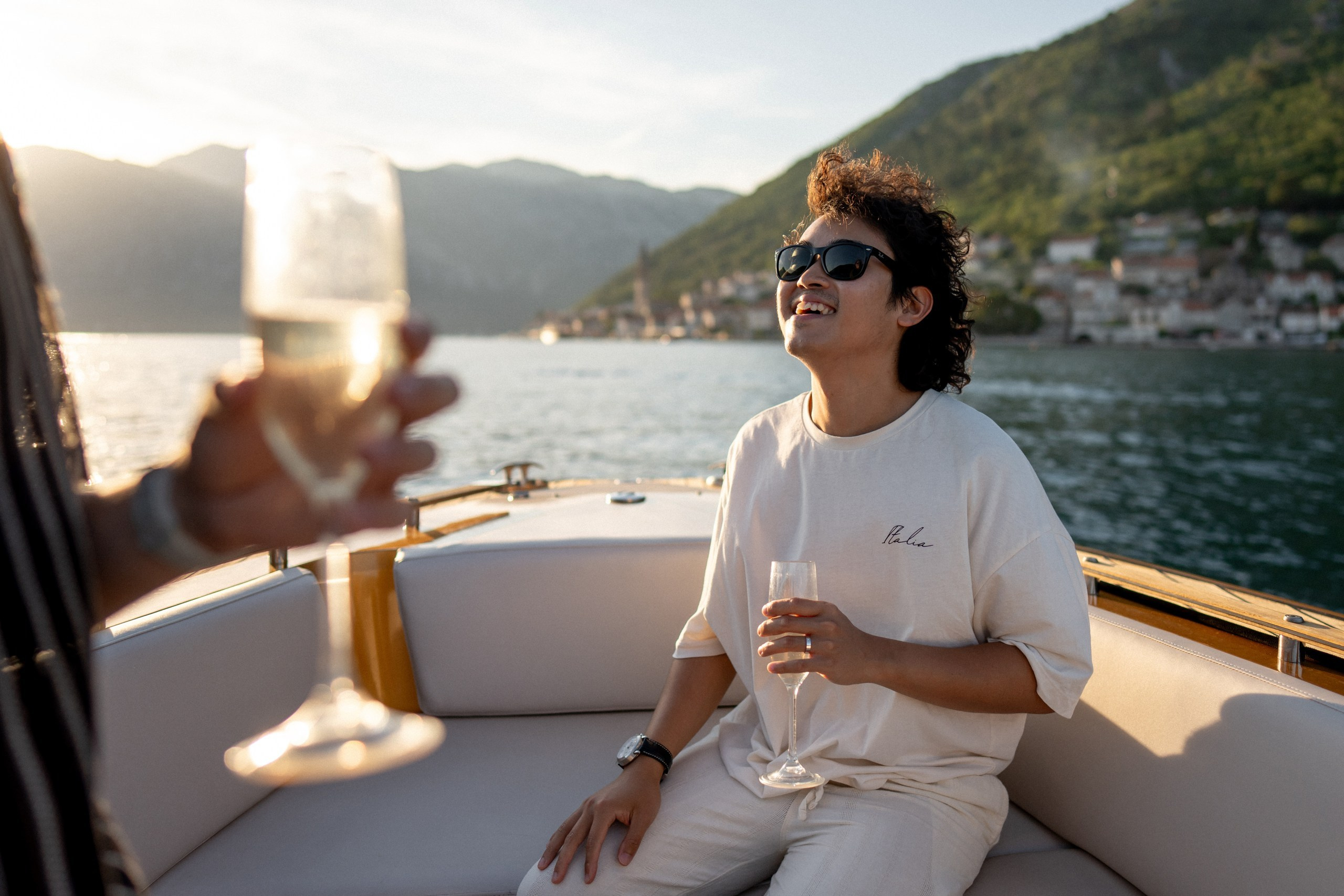 Perast Boat Proposal. Trouwfotograaf & videograaf in Montenegro | Maria & Vasilii